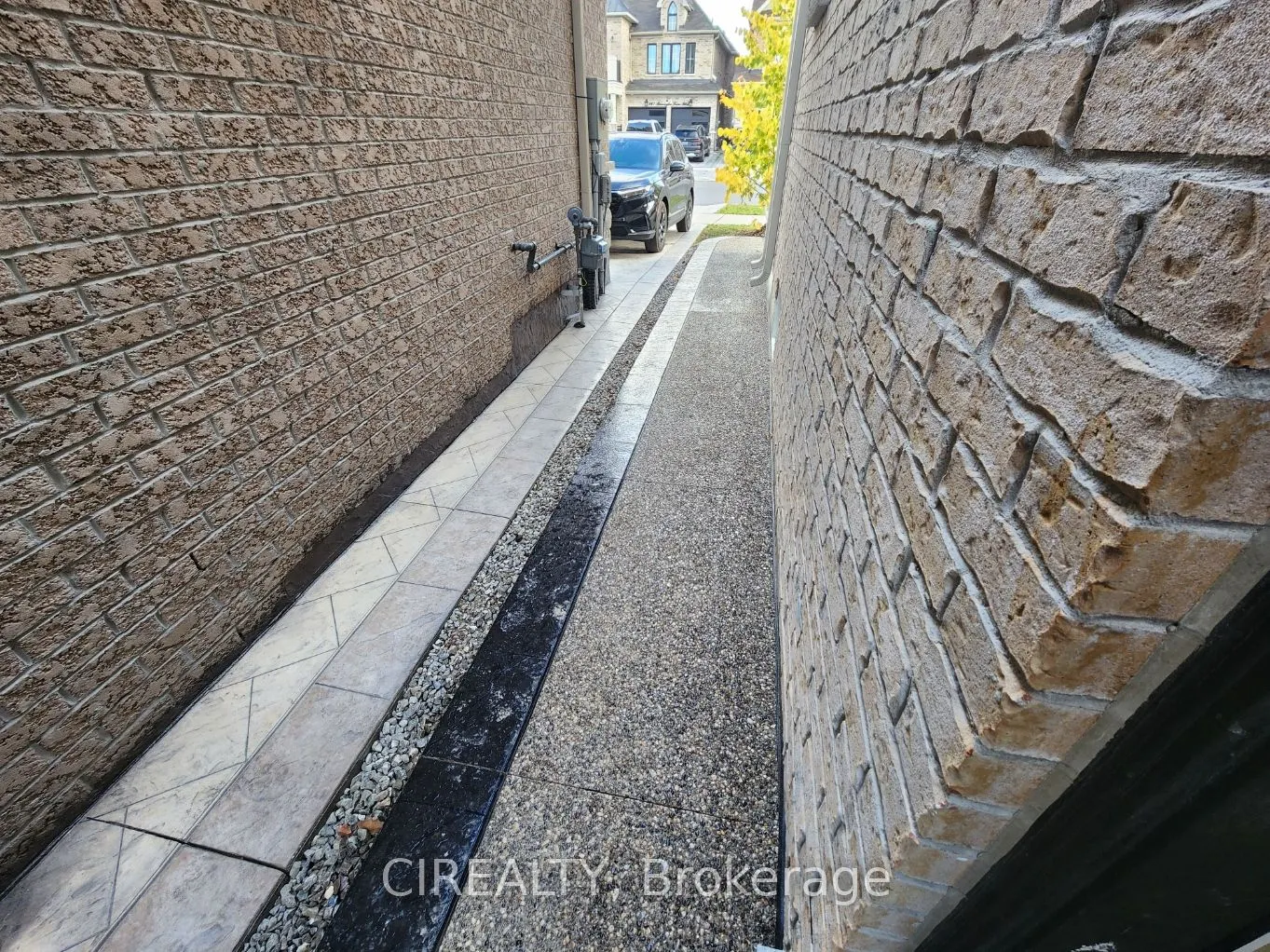 268 Bonnieglen Boulevard