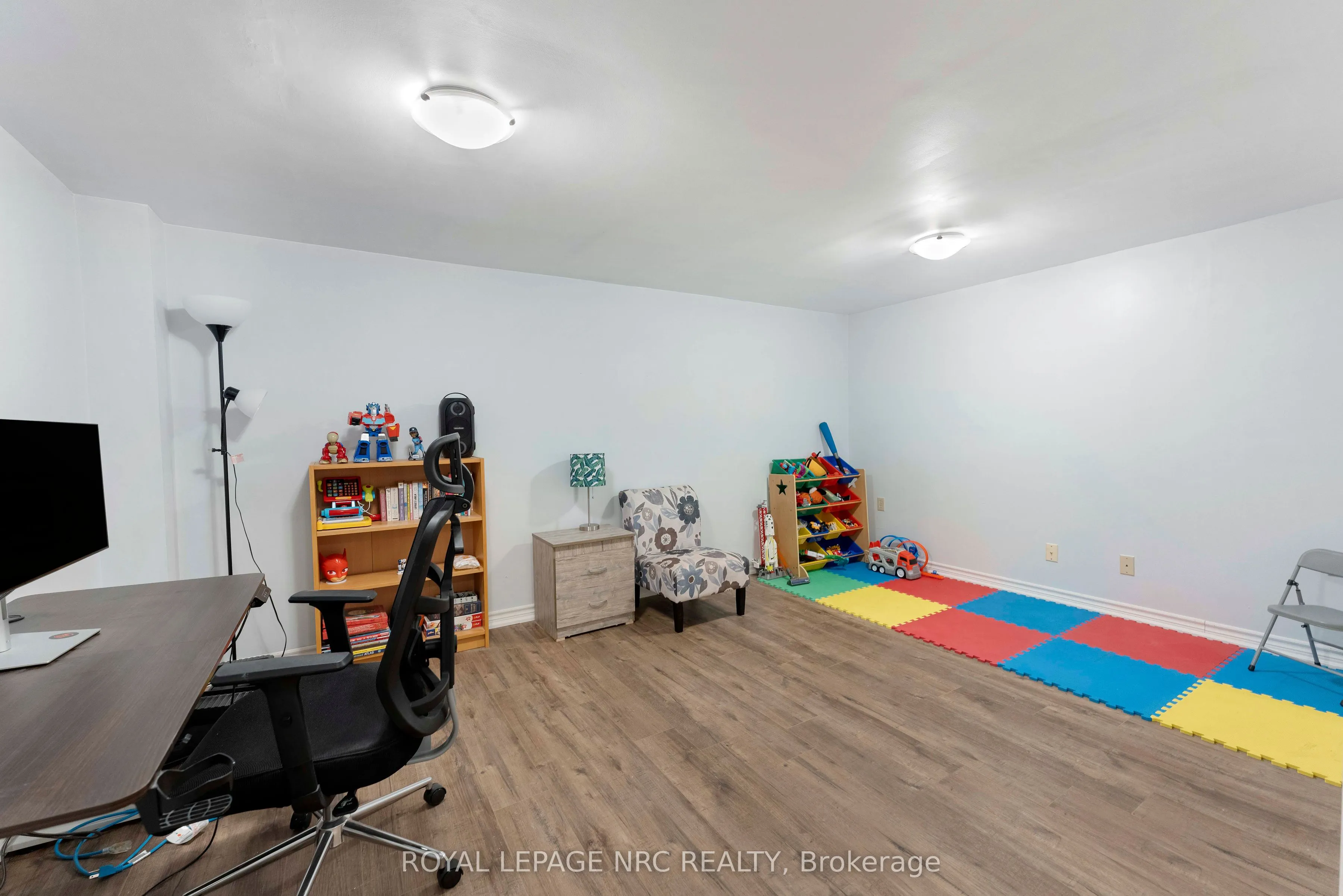 2232 Upper Middle Road, #4