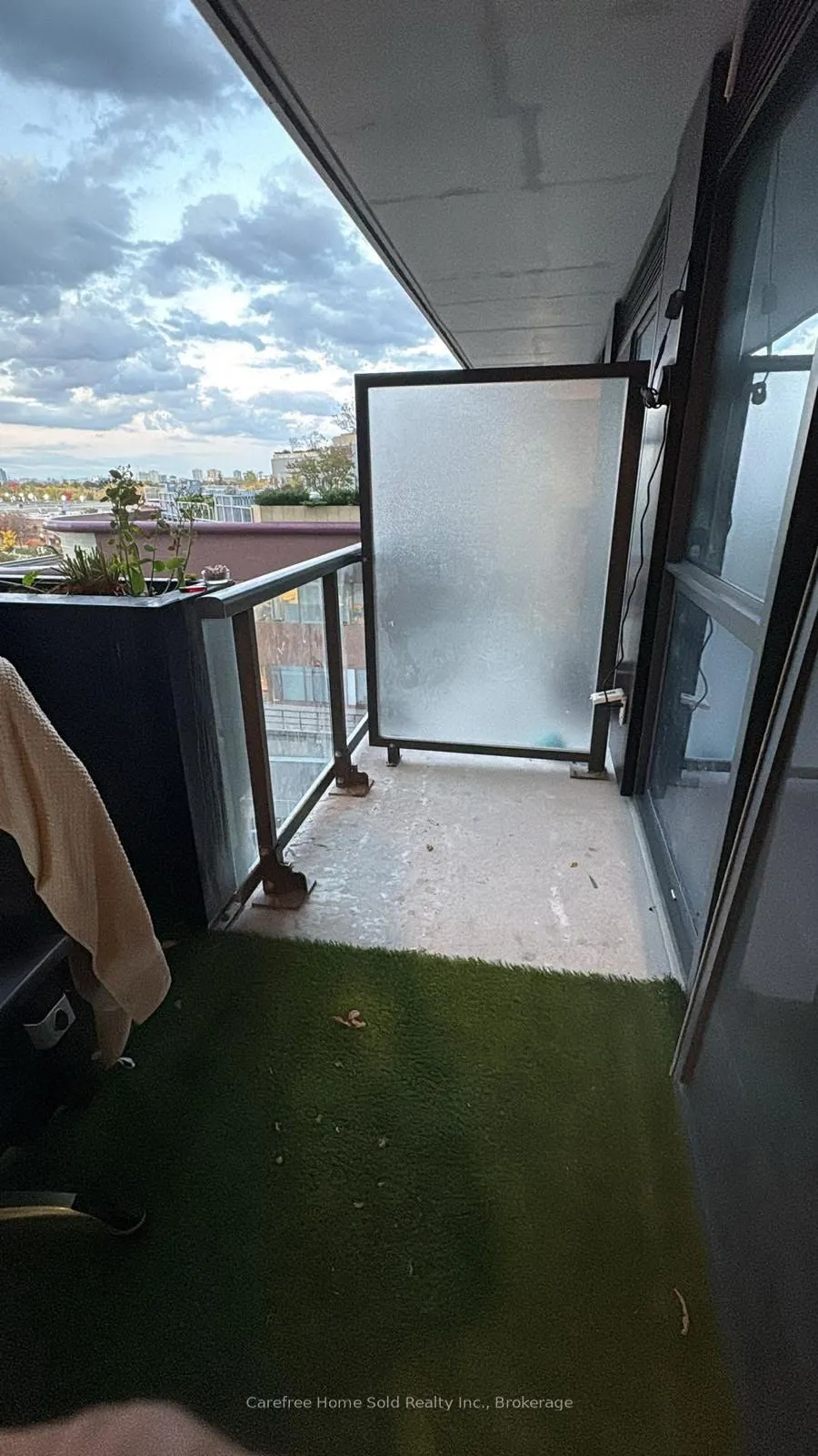 1100 Sheppard Avenue, #605