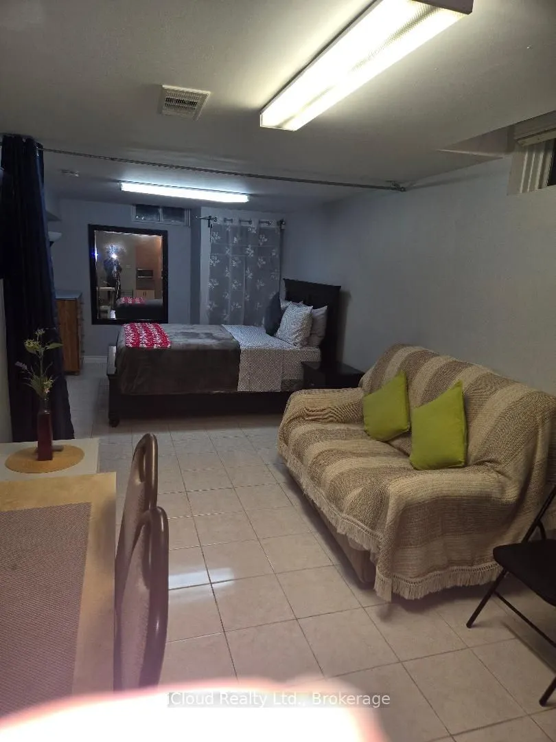 1659 Summergrove (Bsmt) Crescent, #APT