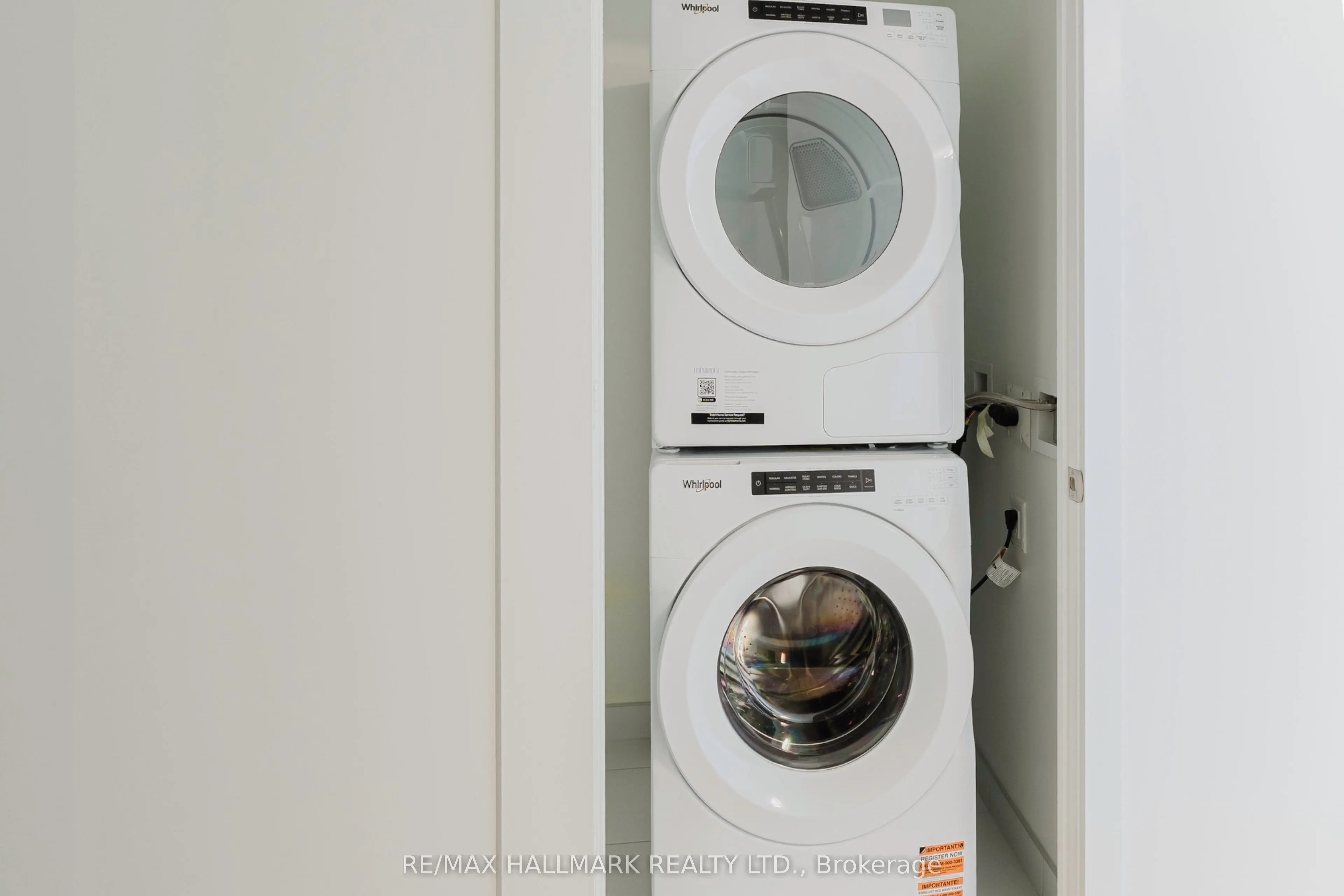 259 THE KINGSWAY, #427