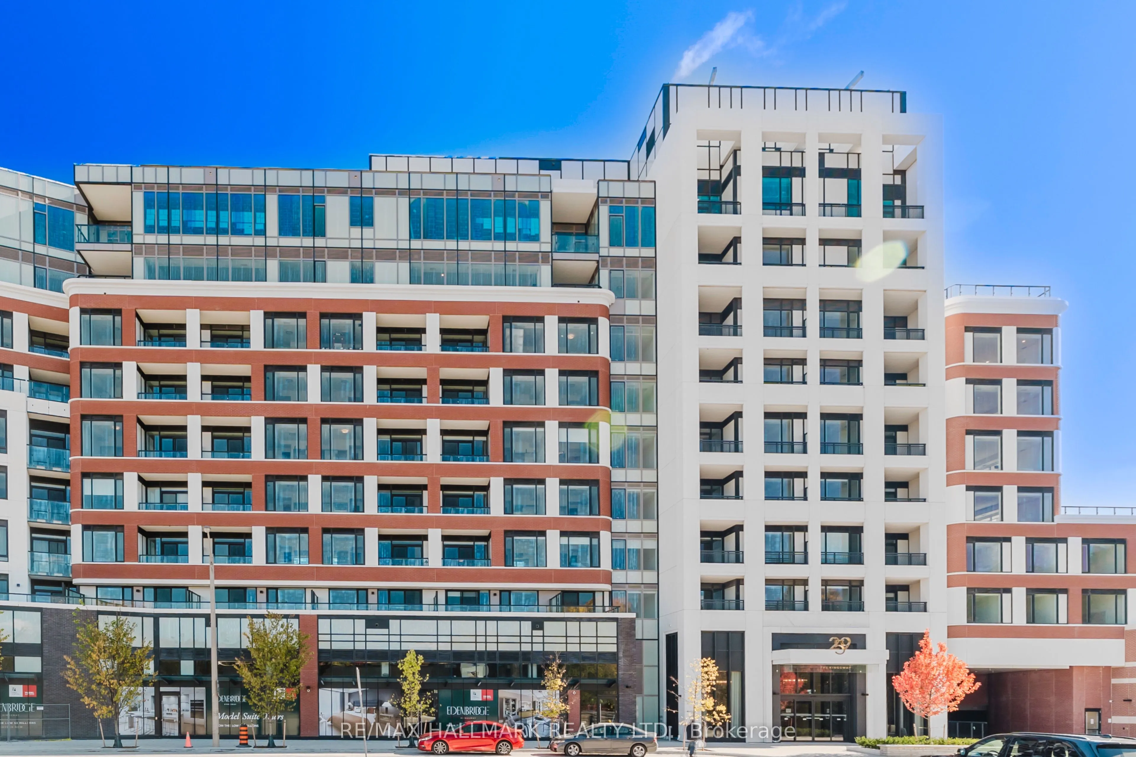 259 THE KINGSWAY, #427