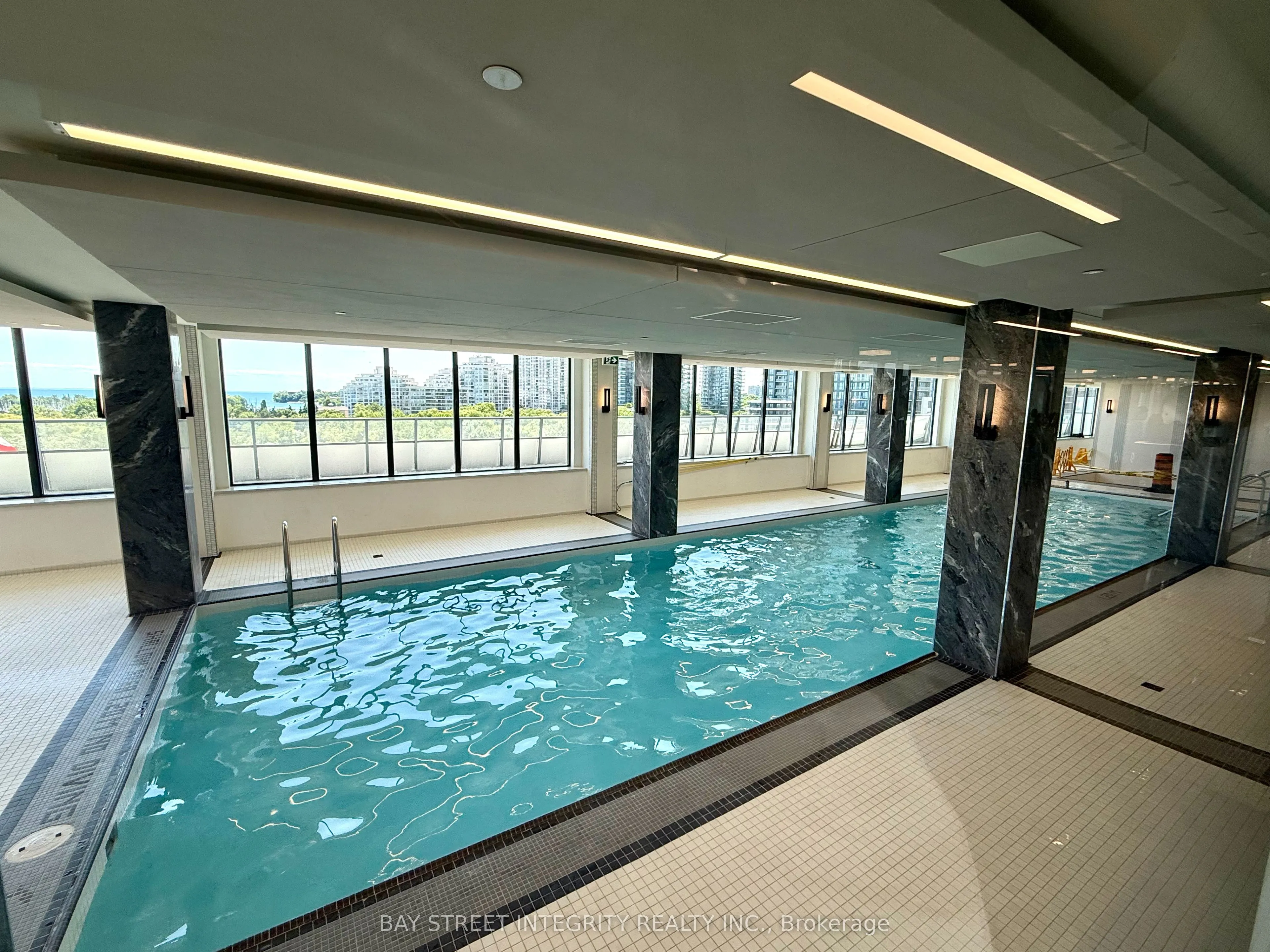 30 Shore Breeze Drive, #2418