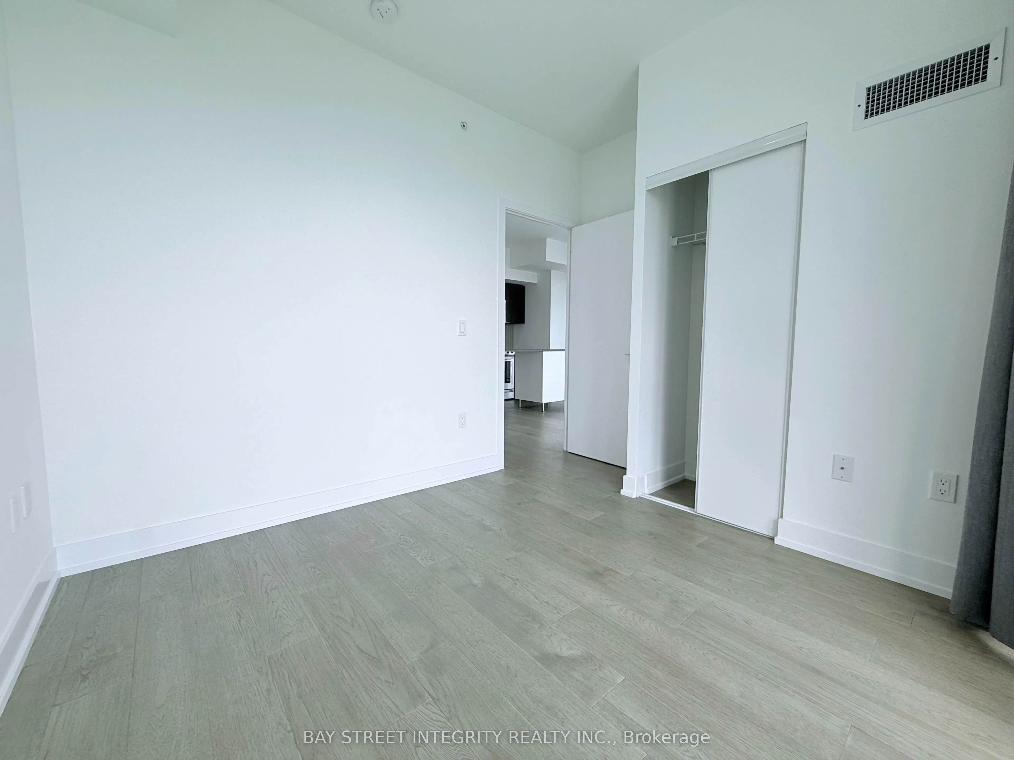 30 Shore Breeze Drive, #2418