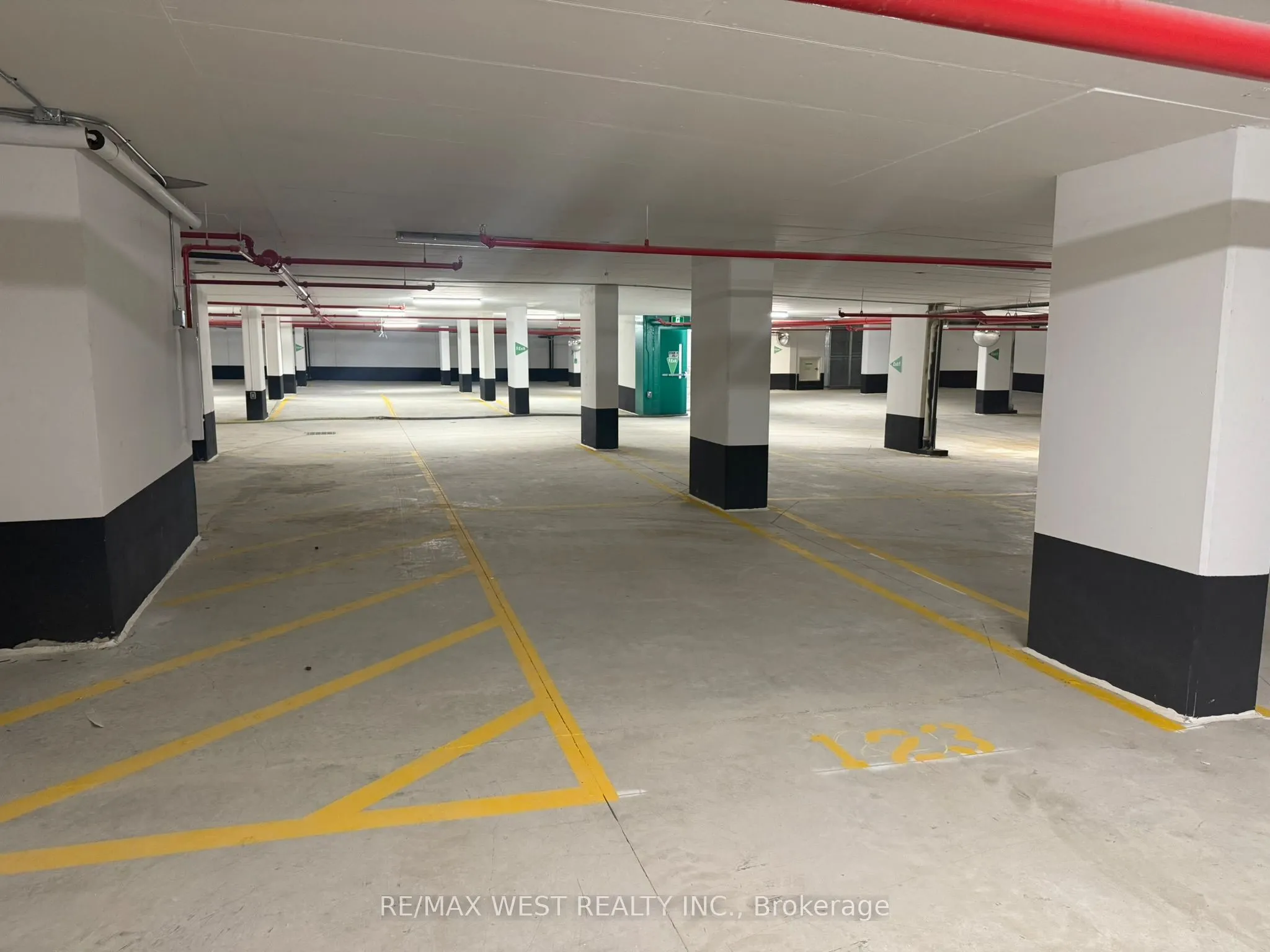 1007 The Queensway, #228