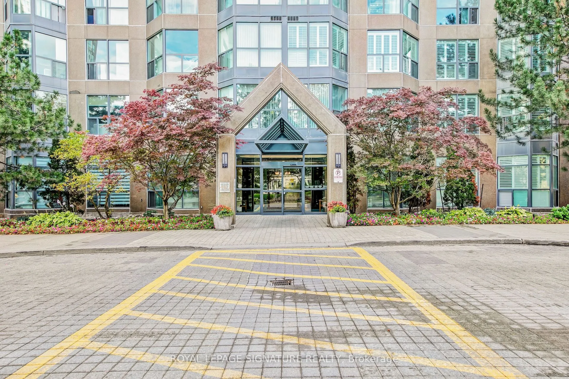 2177 Burnhamthorpe Road W, #912