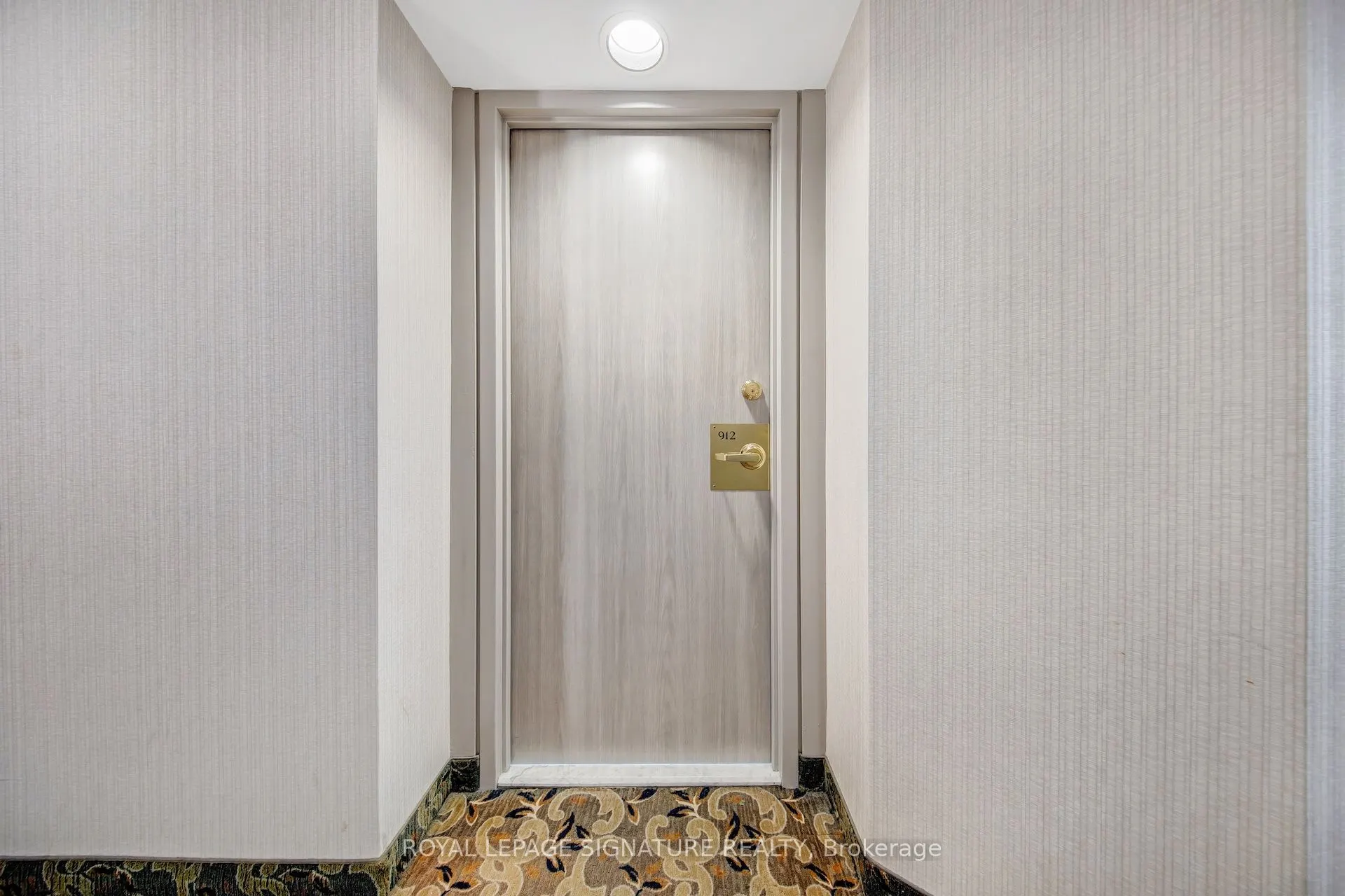 2177 Burnhamthorpe Road W, #912