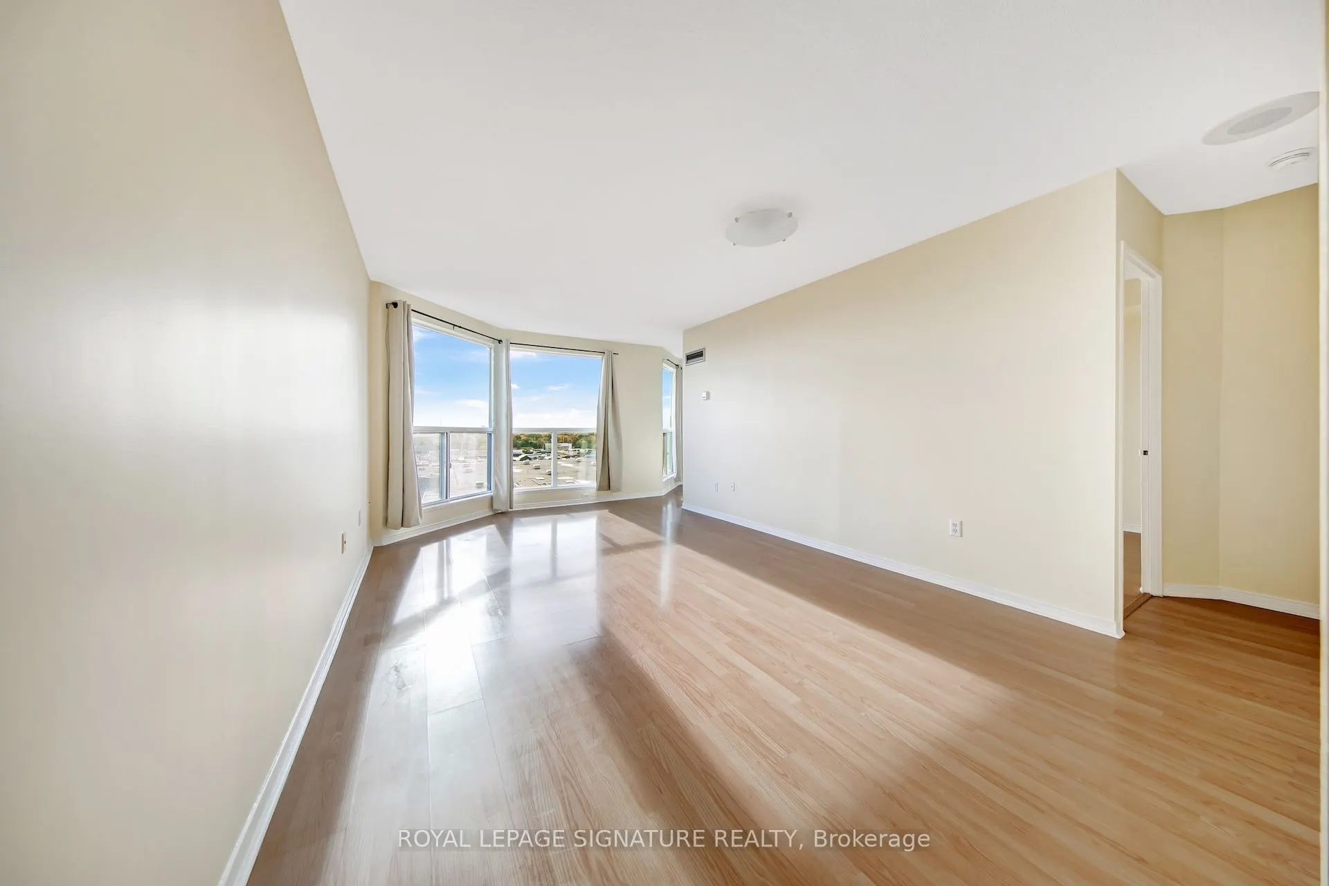 2177 Burnhamthorpe Road W, #912