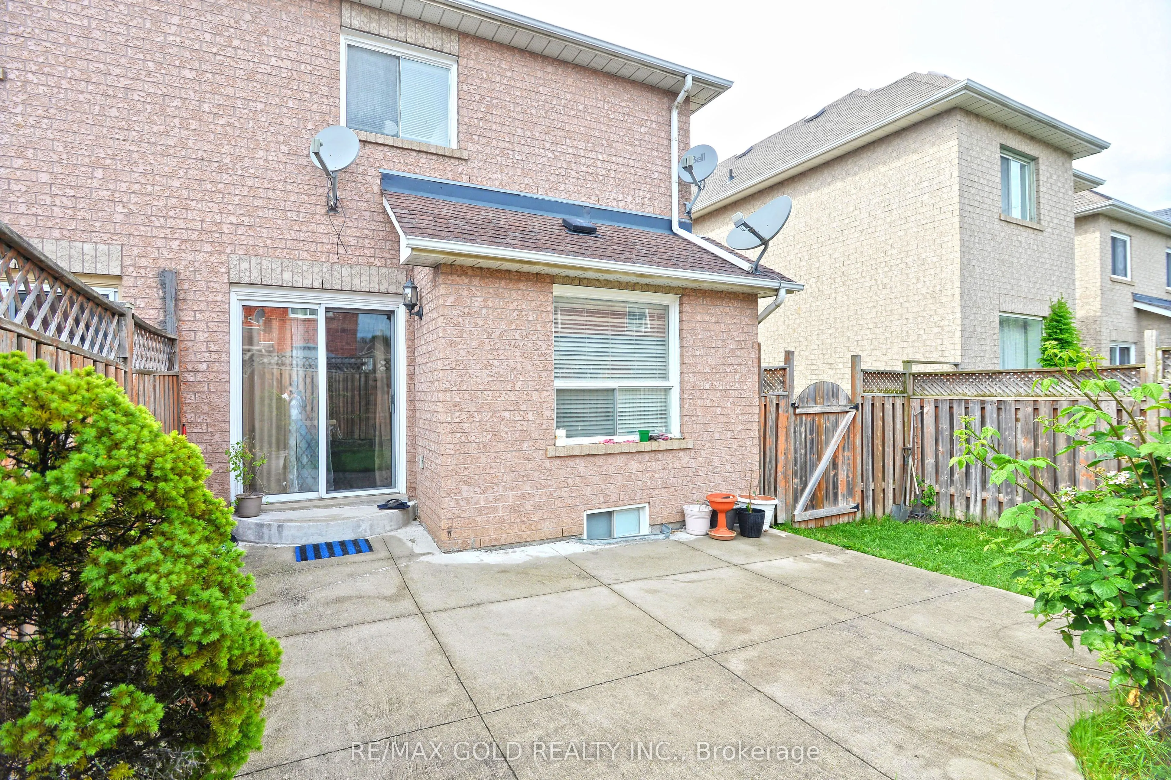 37 Prairie Rose Circle