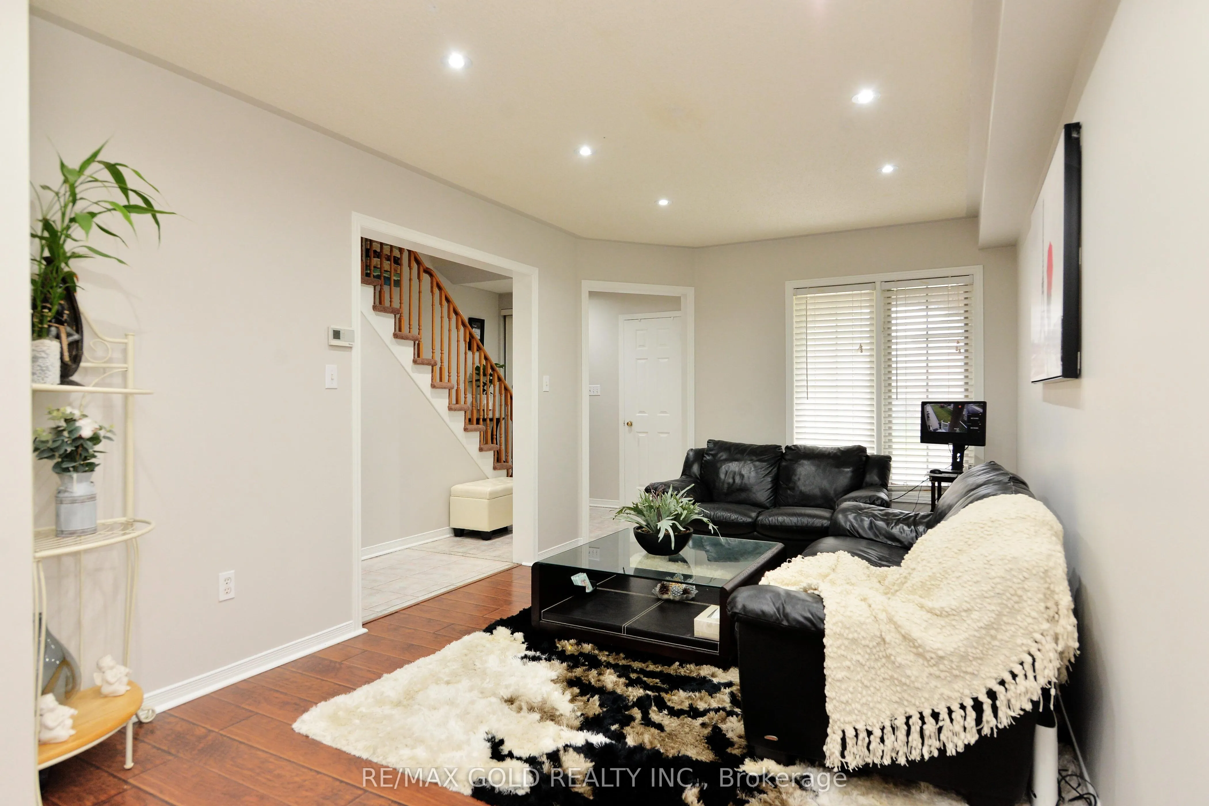 37 Prairie Rose Circle