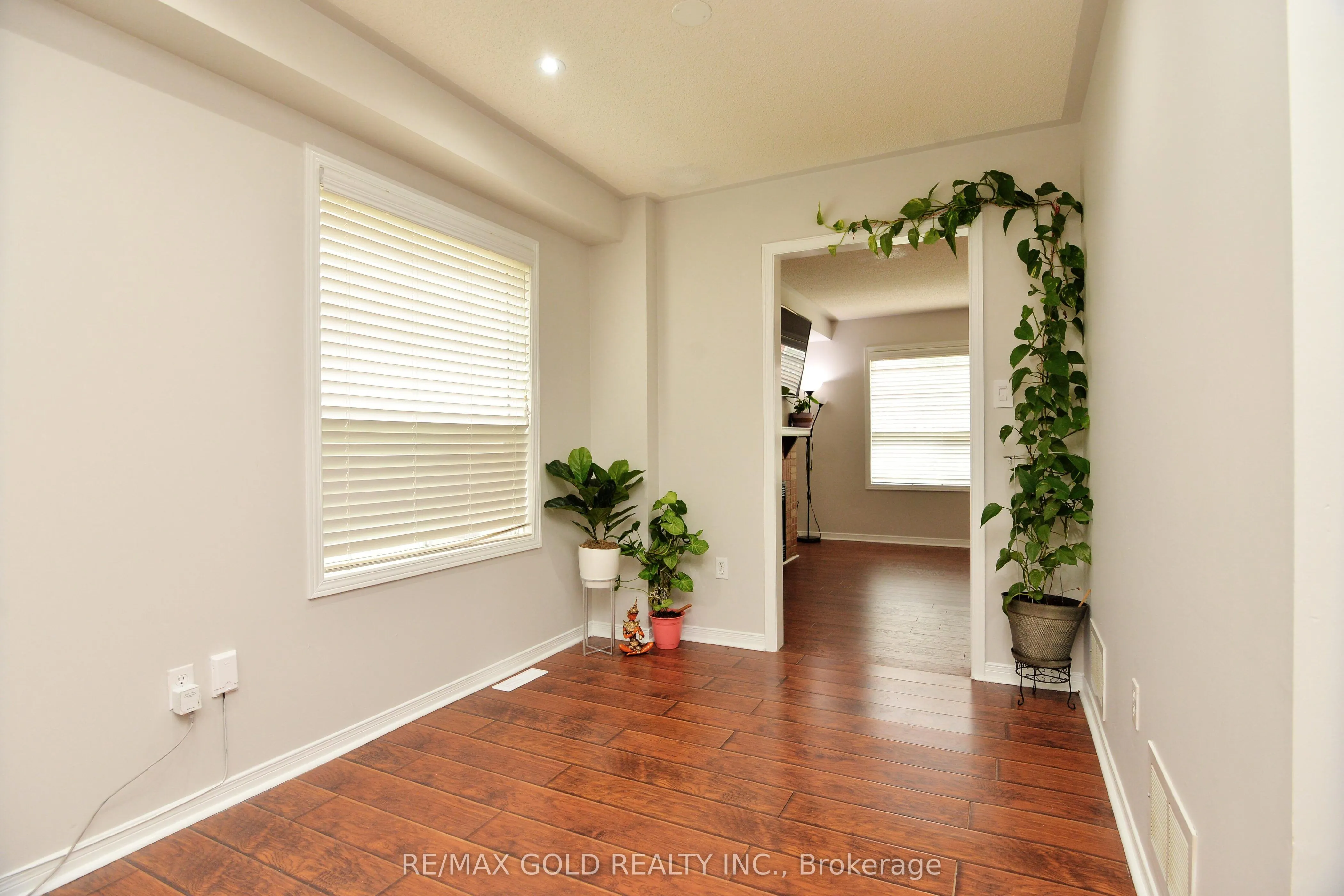 37 Prairie Rose Circle