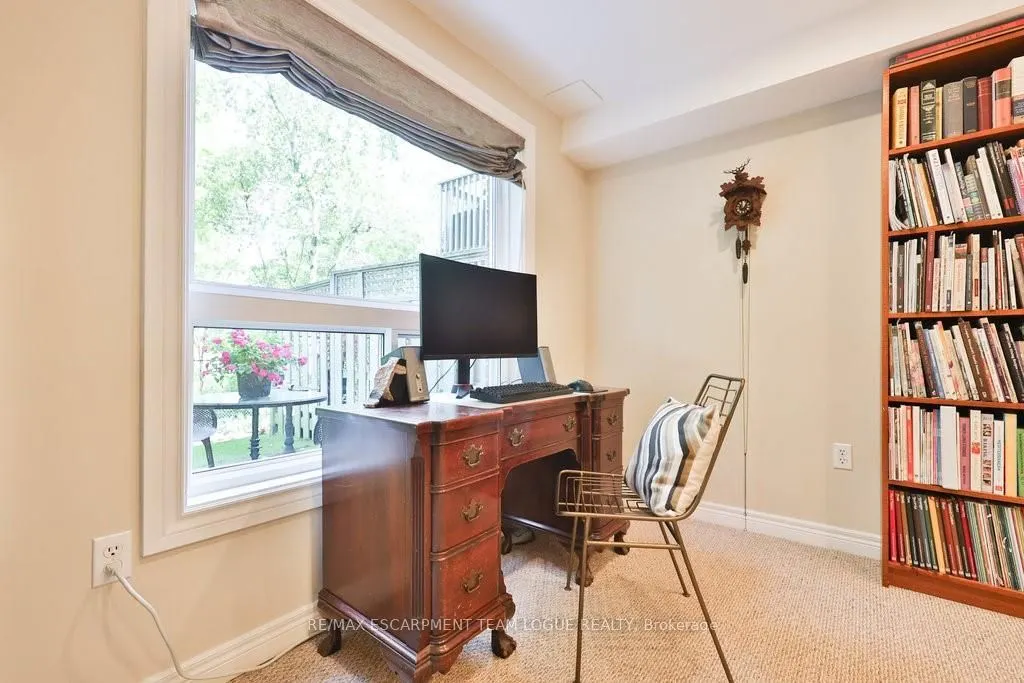 2229 Walkers Line, #16