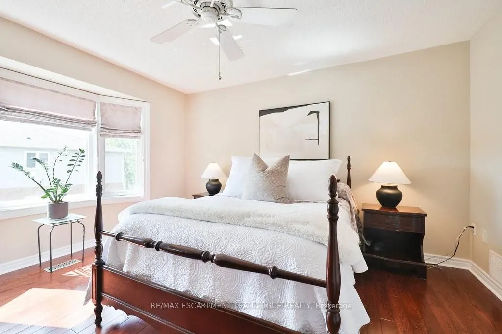 2229 Walkers Line, #16