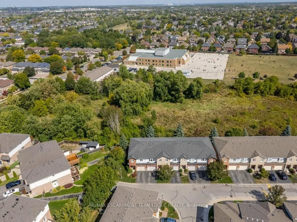 2229 Walkers Line, #16