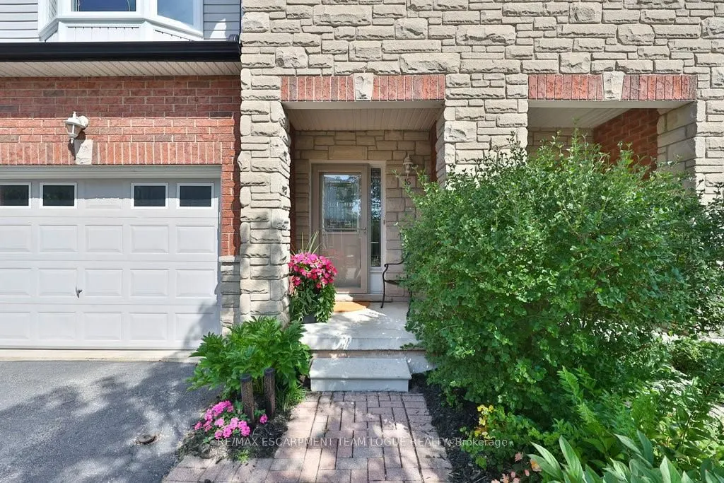 2229 Walkers Line, #16