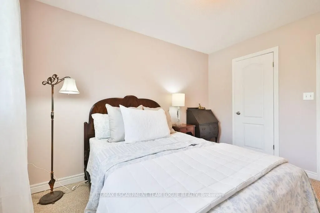 2229 Walkers Line, #16