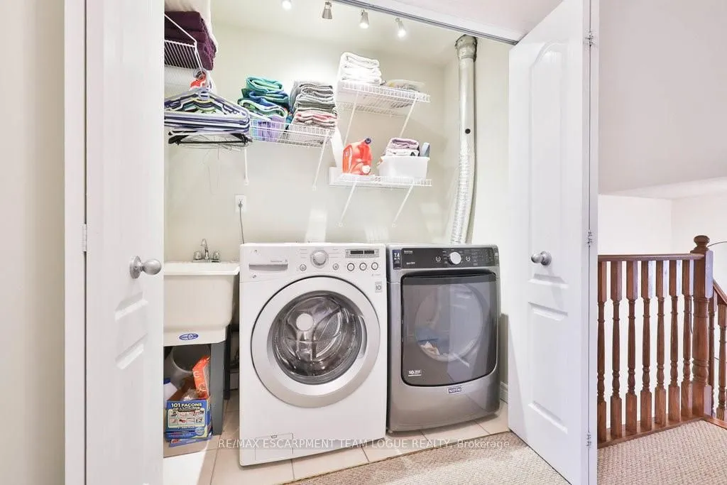 2229 Walkers Line, #16