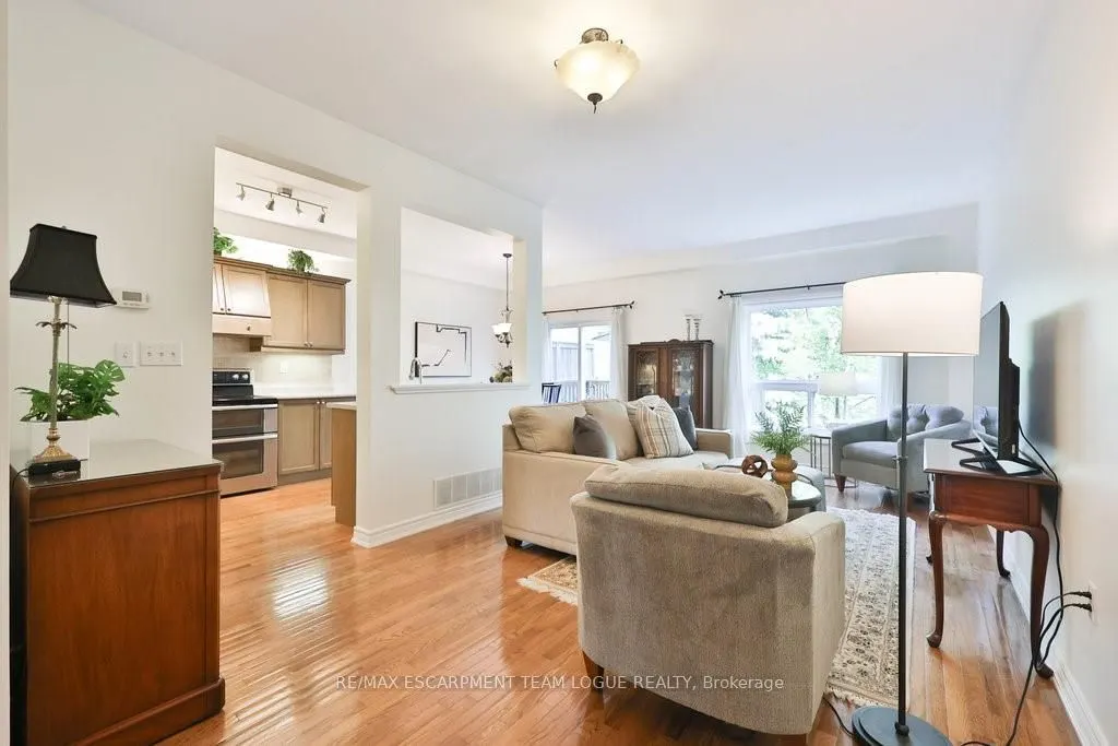 2229 Walkers Line, #16