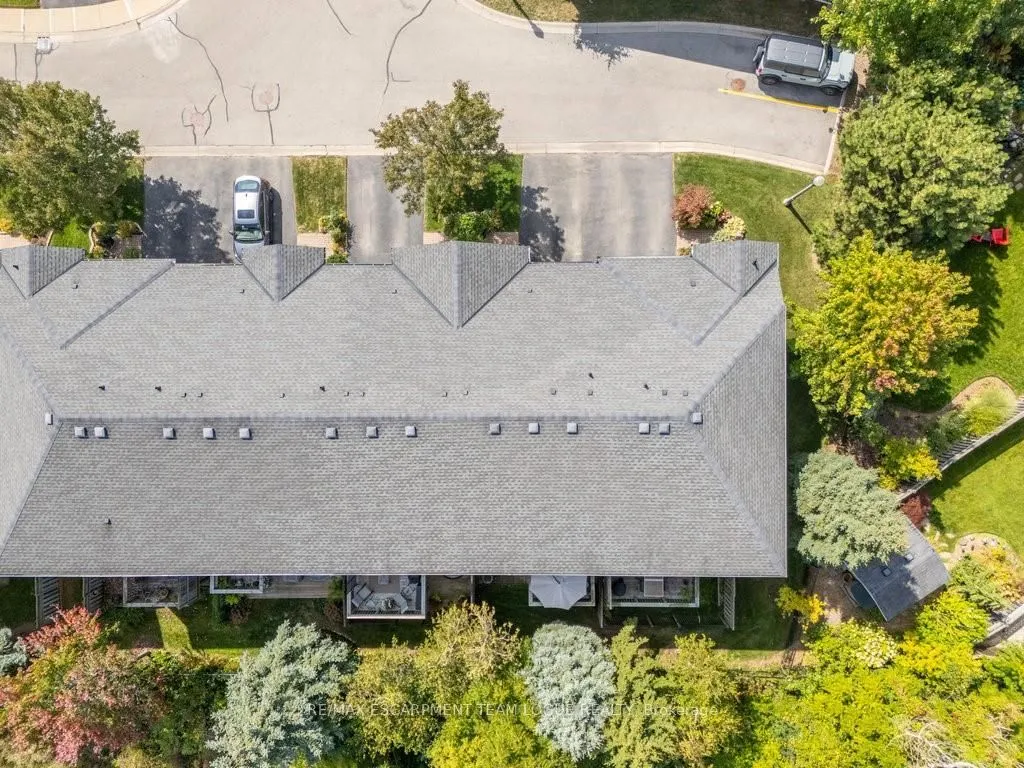 2229 Walkers Line, #16