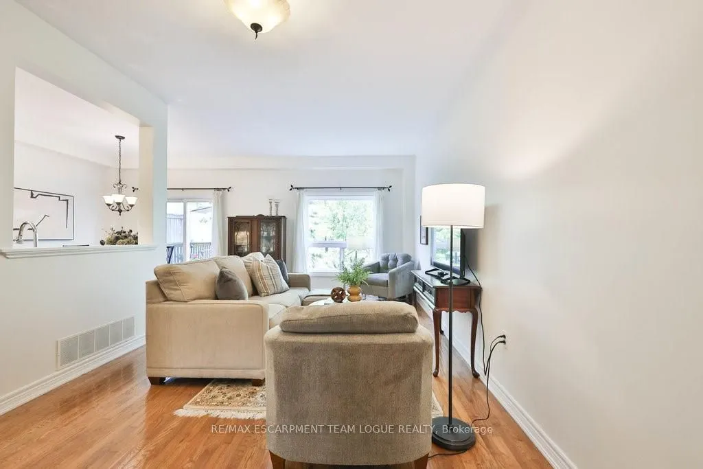 2229 Walkers Line, #16