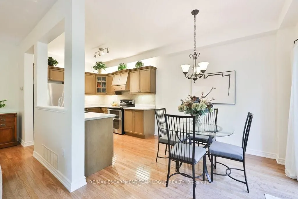 2229 Walkers Line, #16