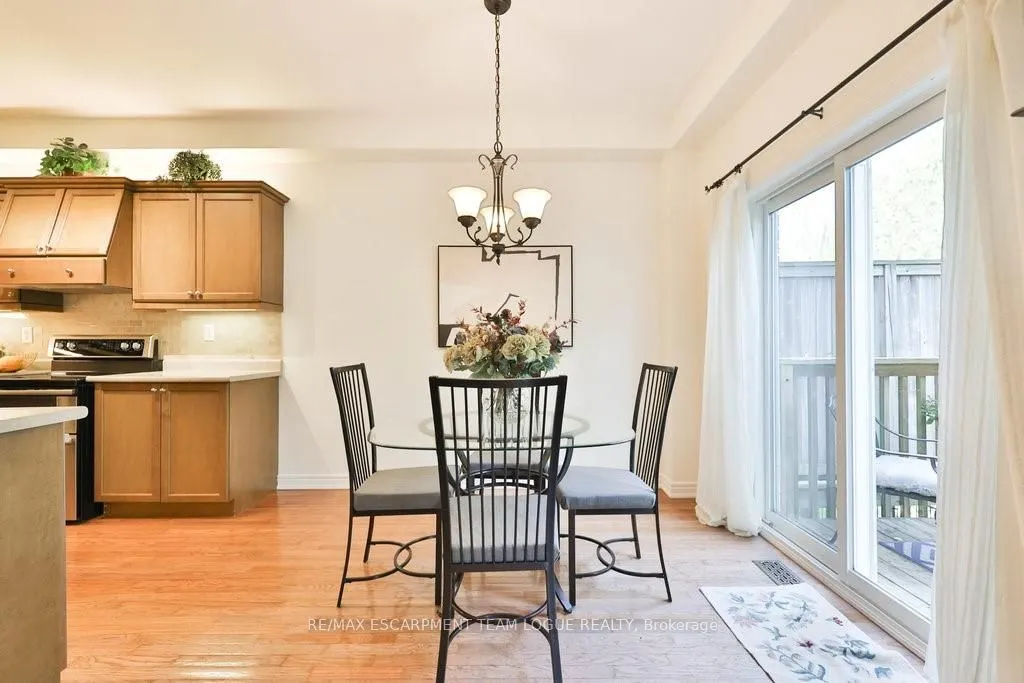 2229 Walkers Line, #16