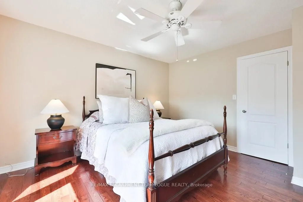 2229 Walkers Line, #16