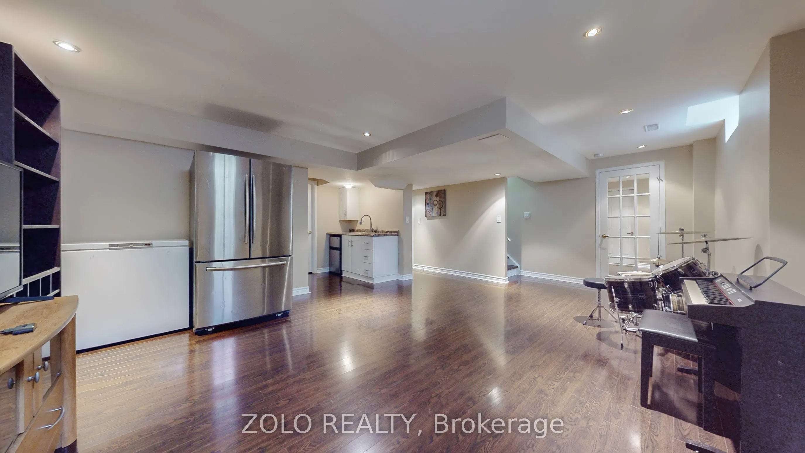 21 River Heights Drive