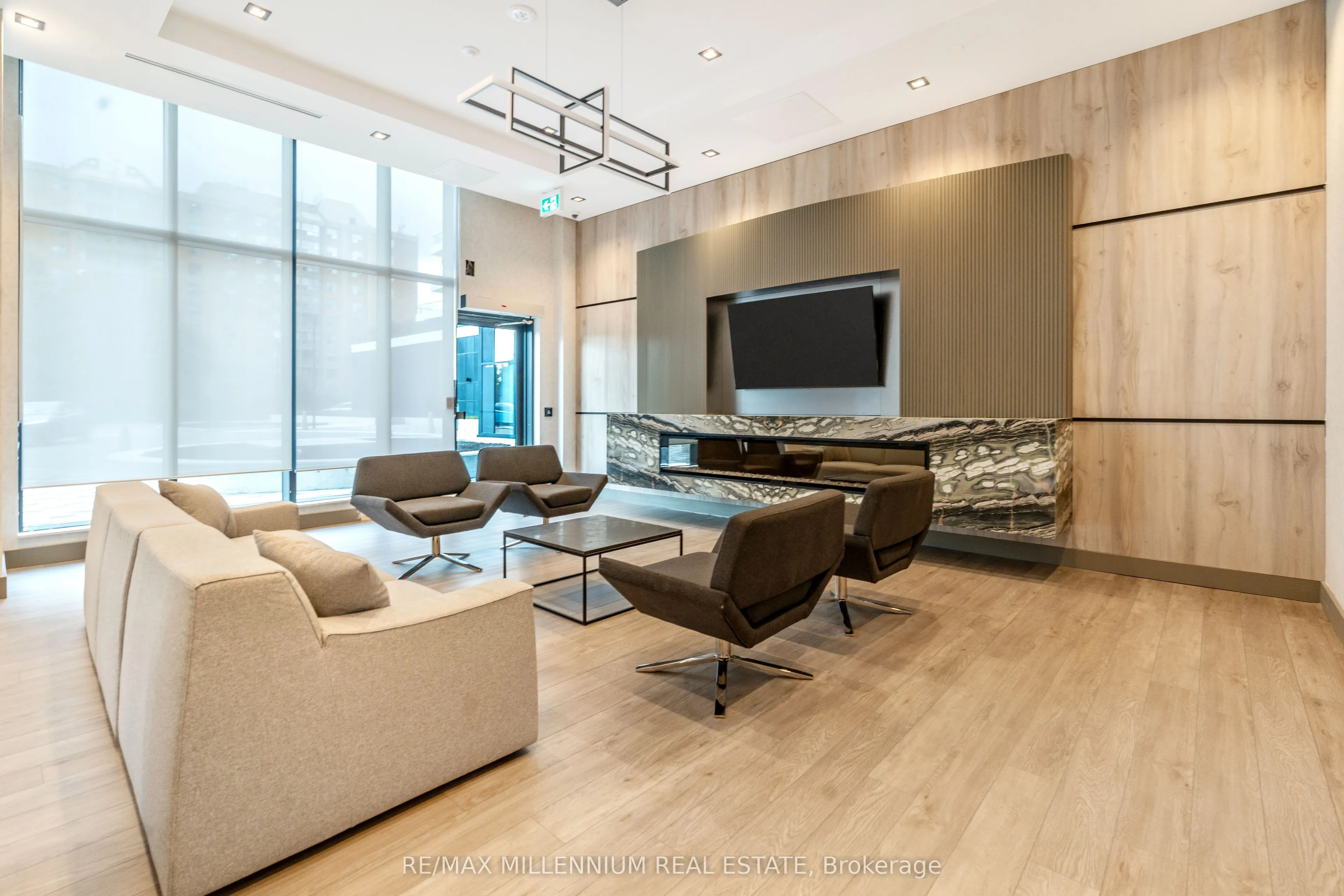 15 Watergarden Drive, #2810