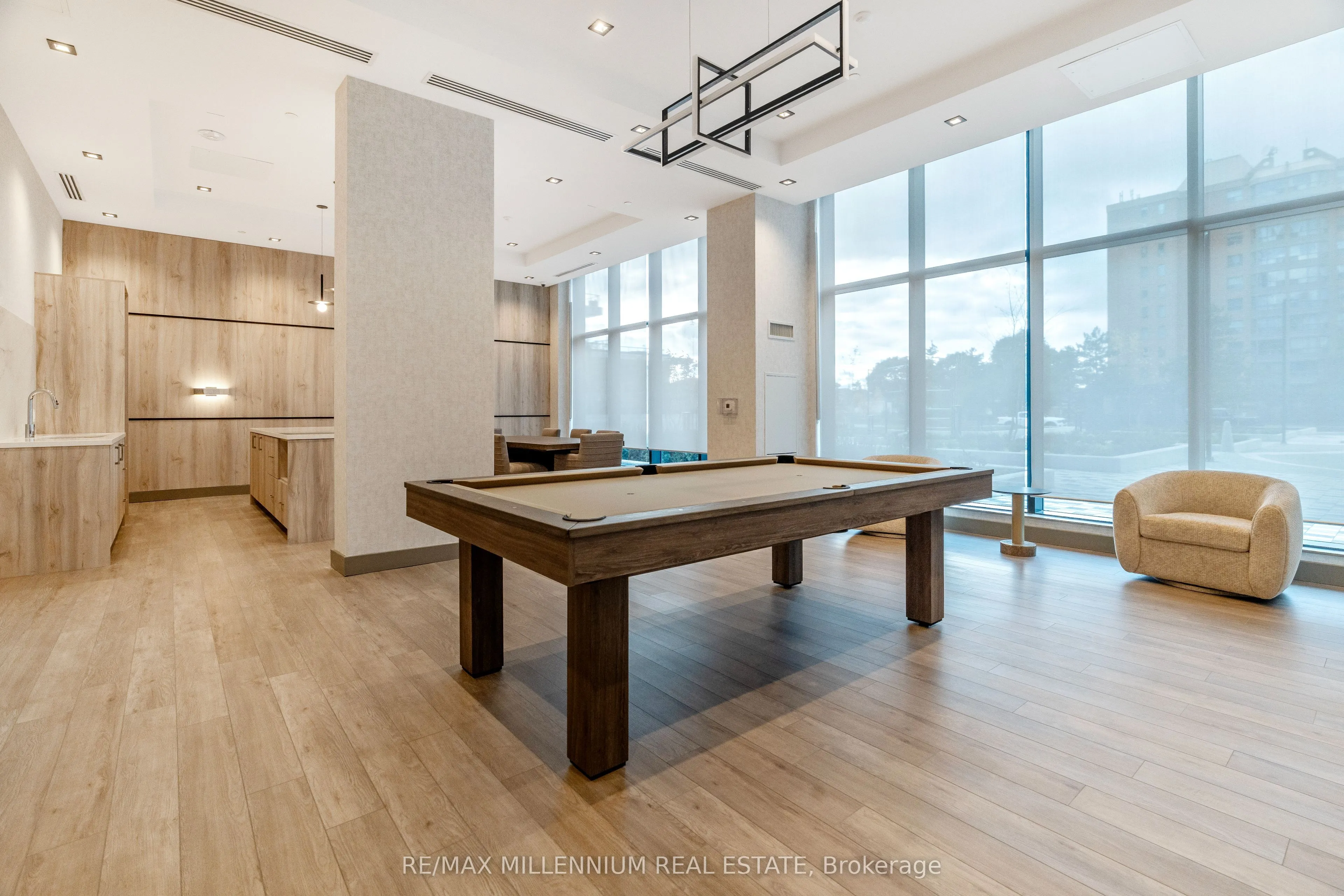 15 Watergarden Drive, #2810