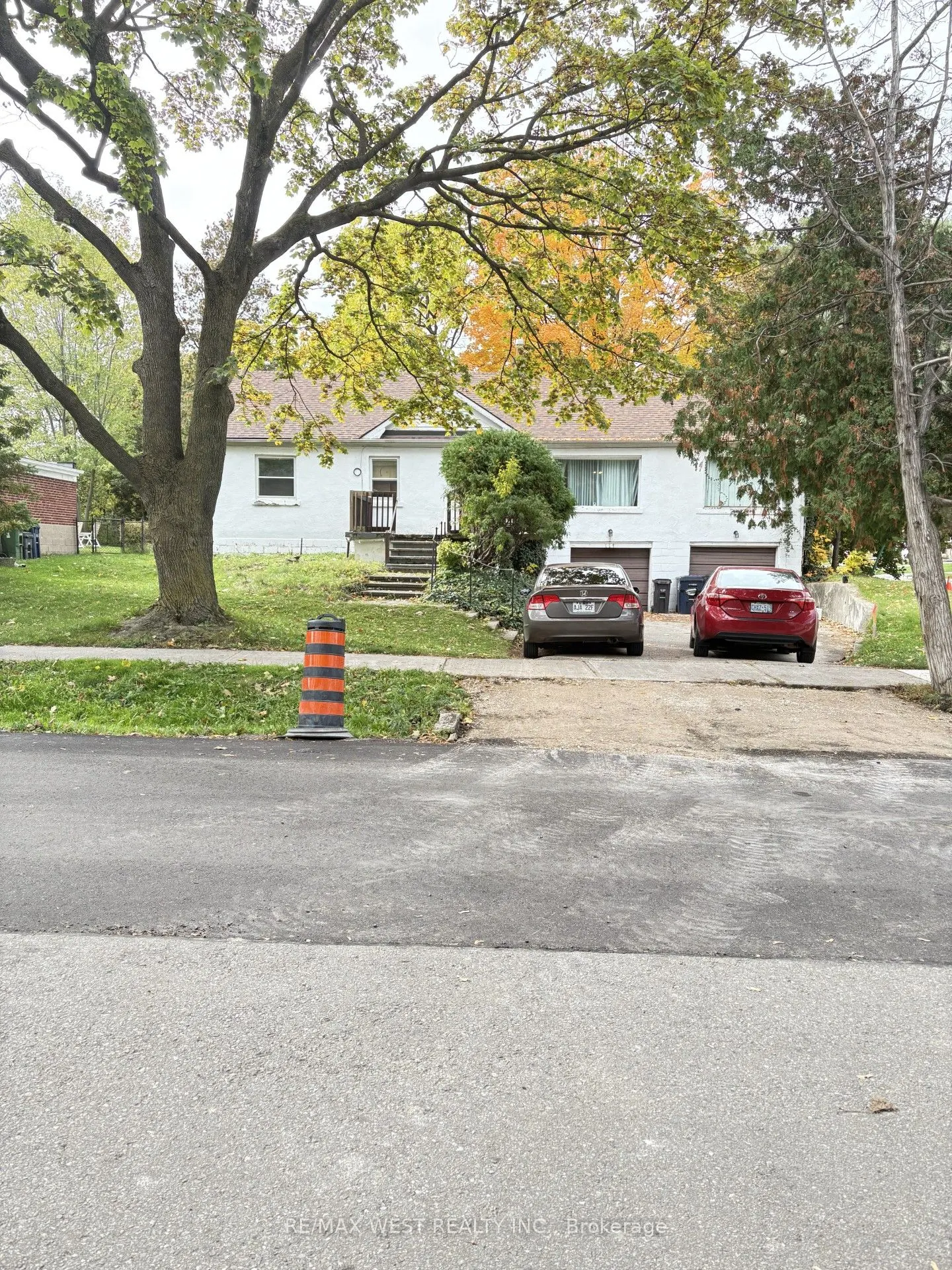 110 Meadowbank Road W