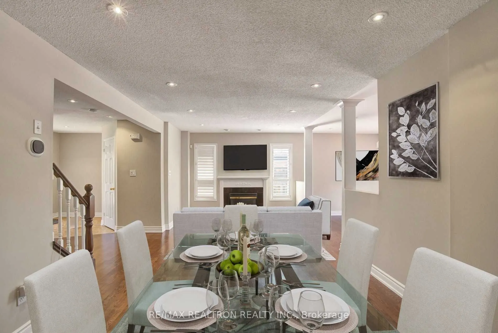 2151 Glenhampton Road