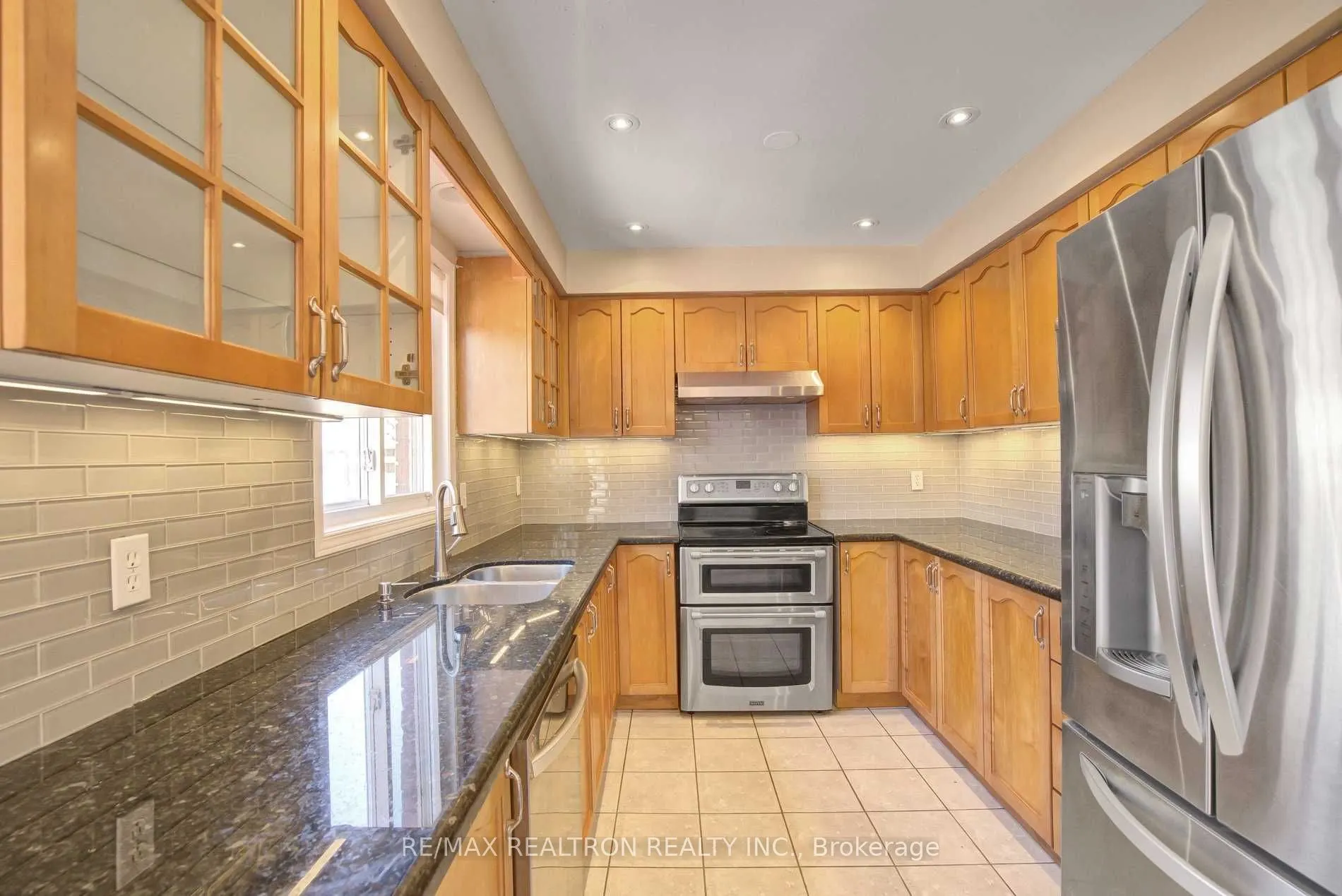 2151 Glenhampton Road