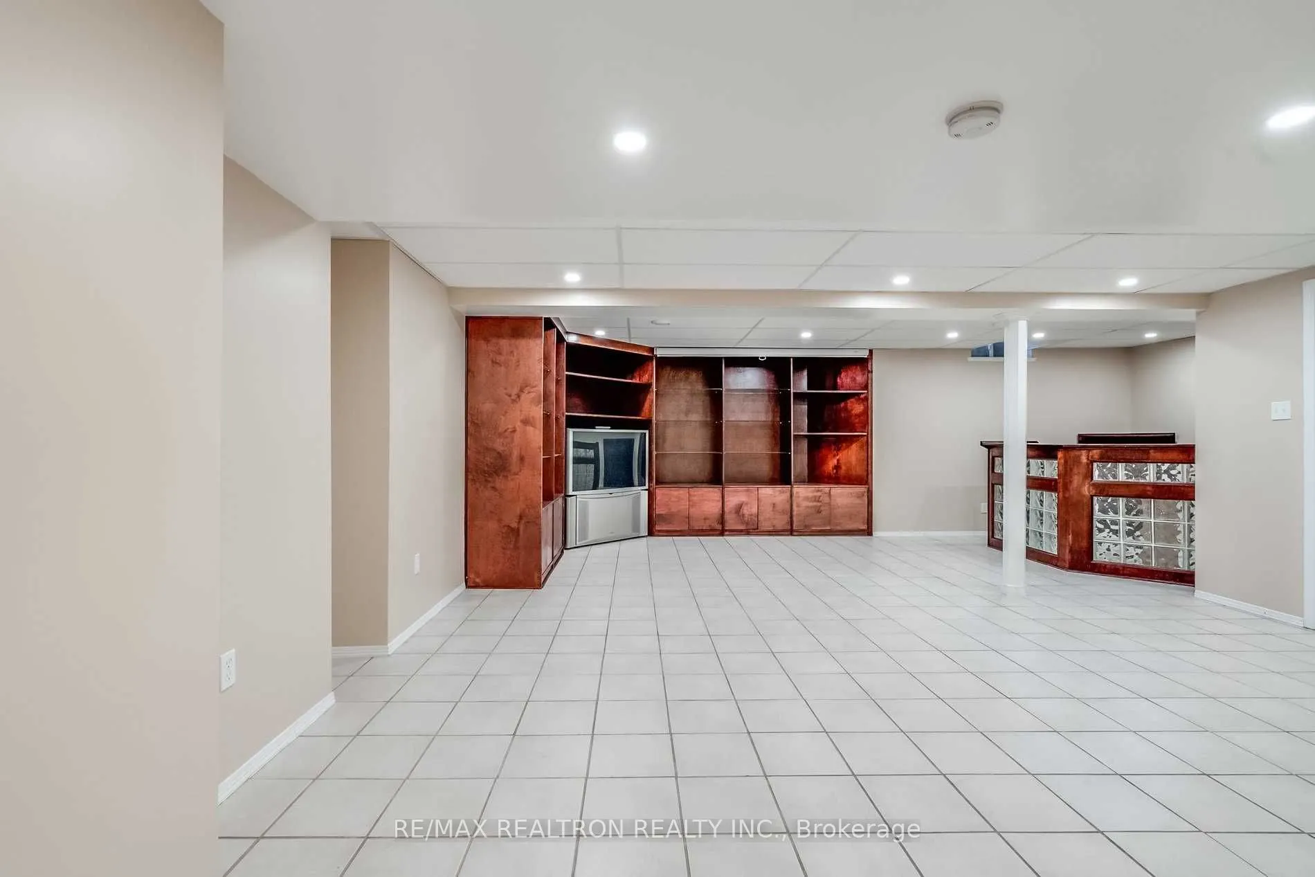 2151 Glenhampton Road