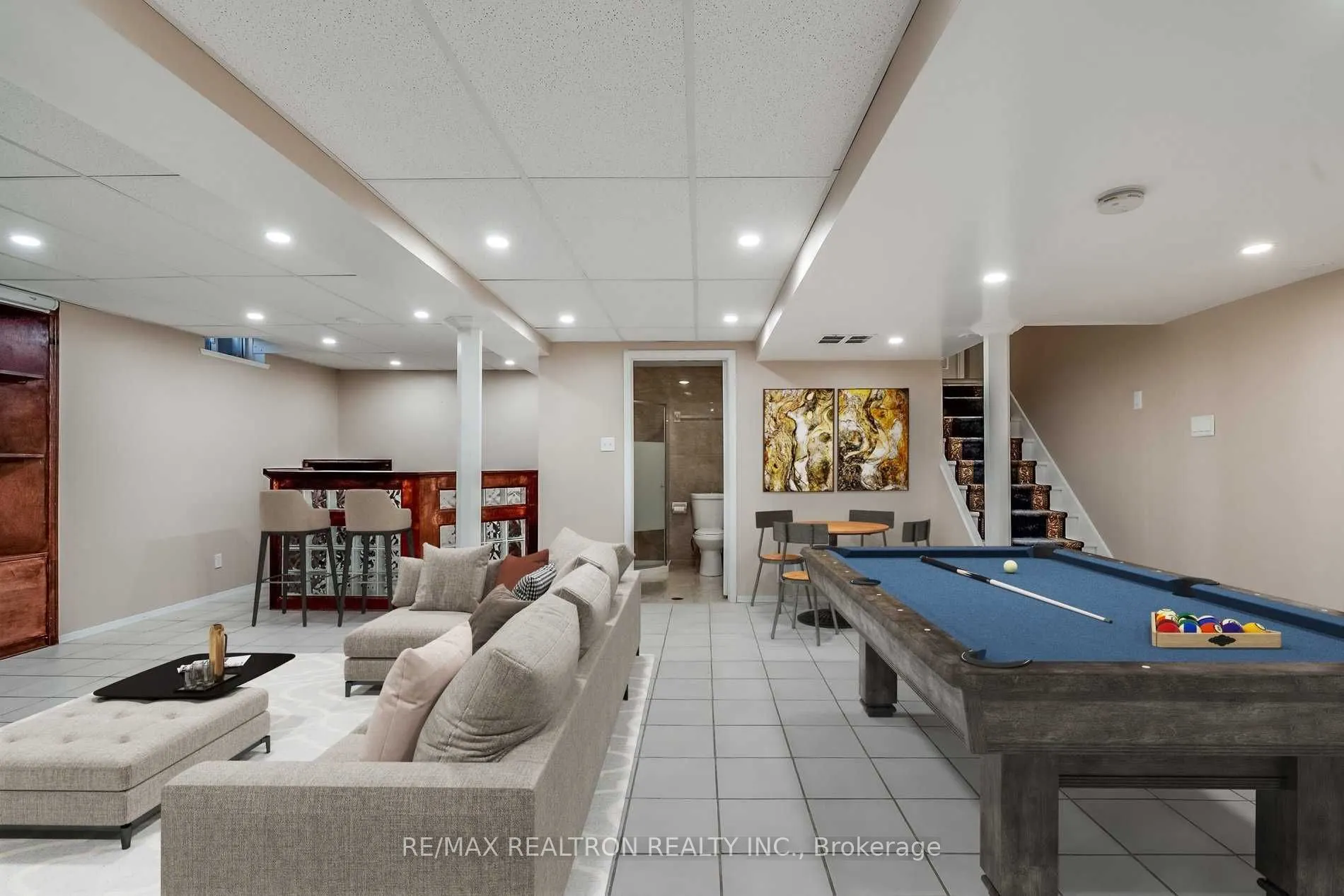 2151 Glenhampton Road