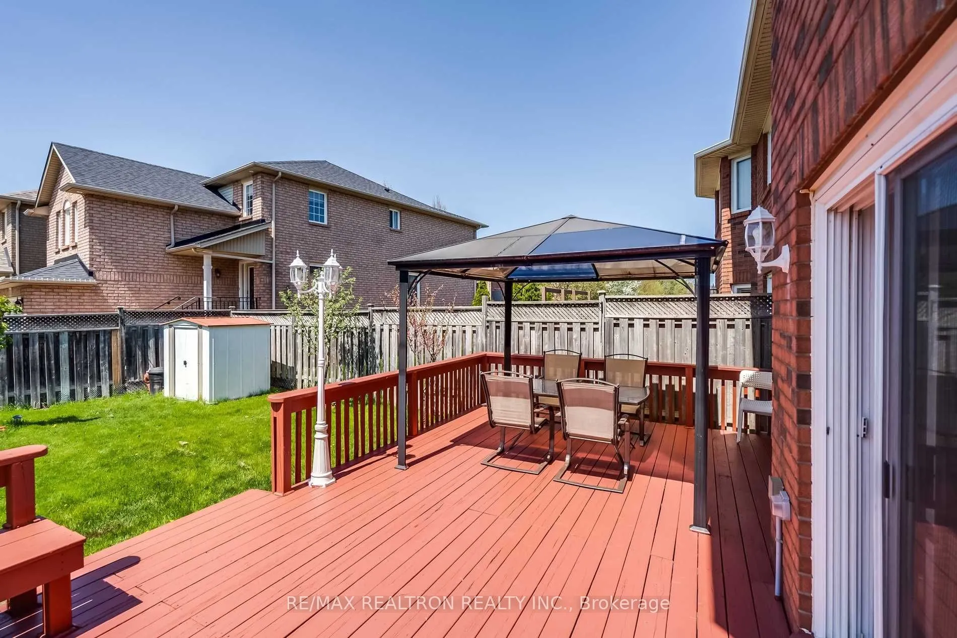 2151 Glenhampton Road