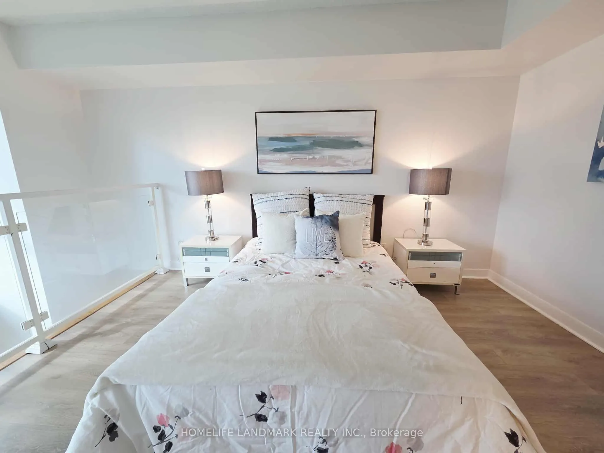 155 Legion Road N, #1706