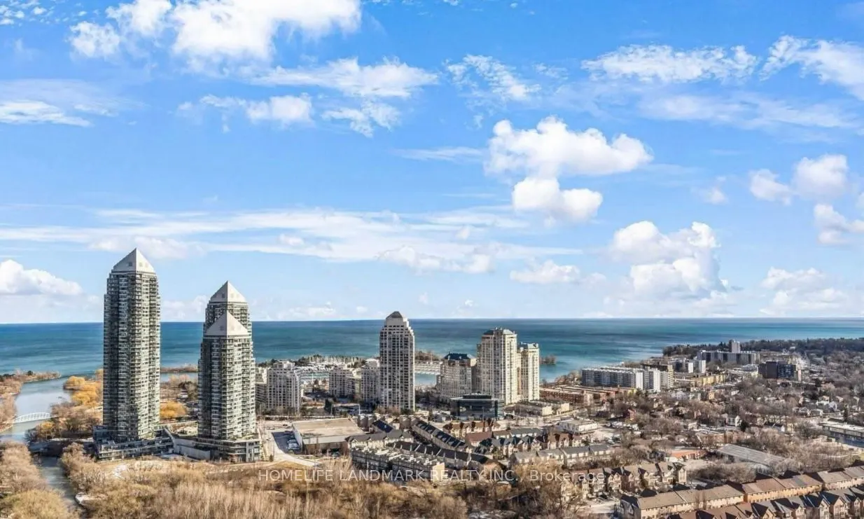 155 Legion Road N, #1706