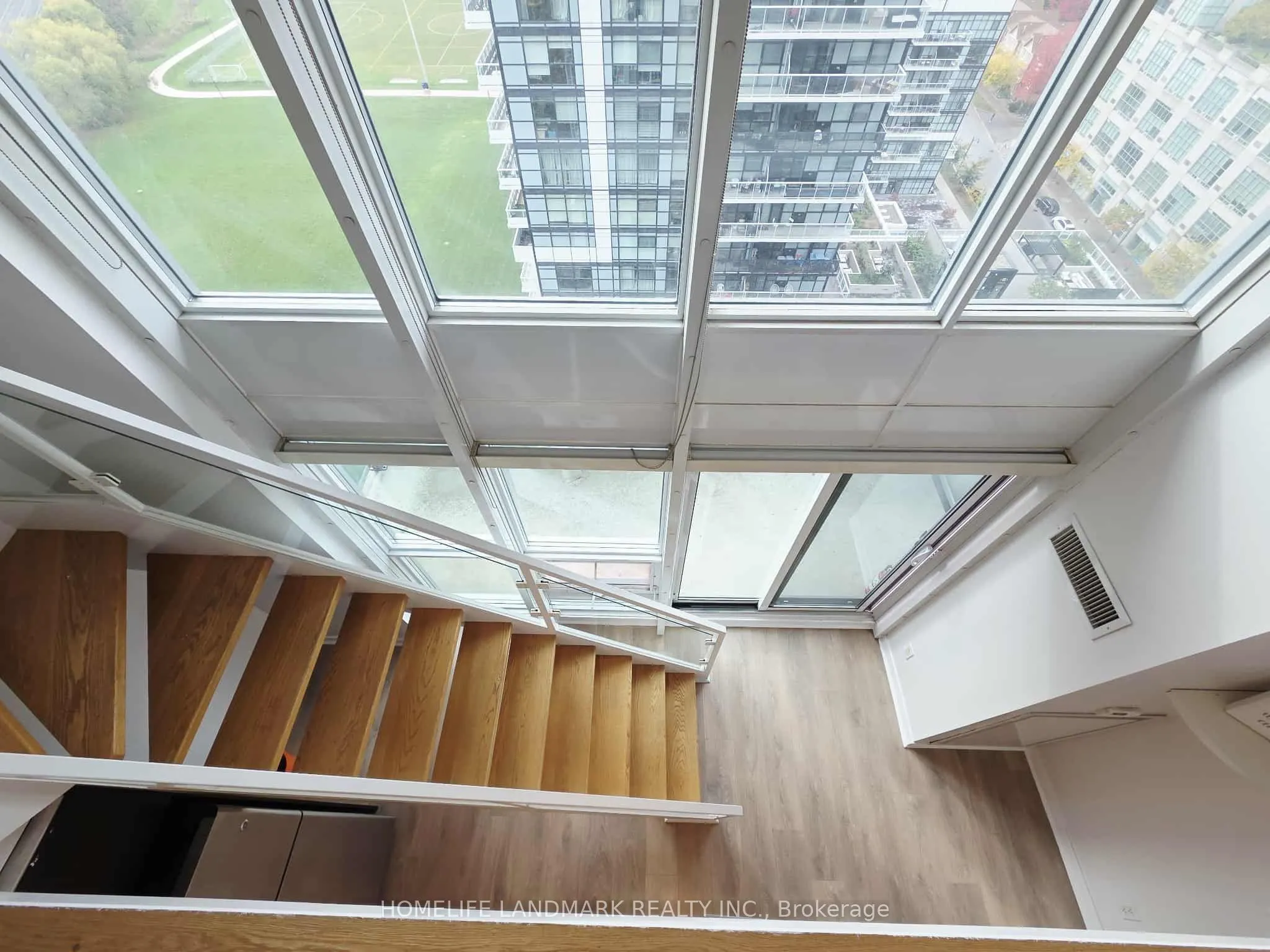 155 Legion Road N, #1706