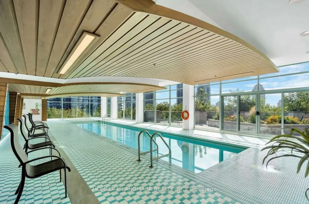 155 Legion Road N, #1706