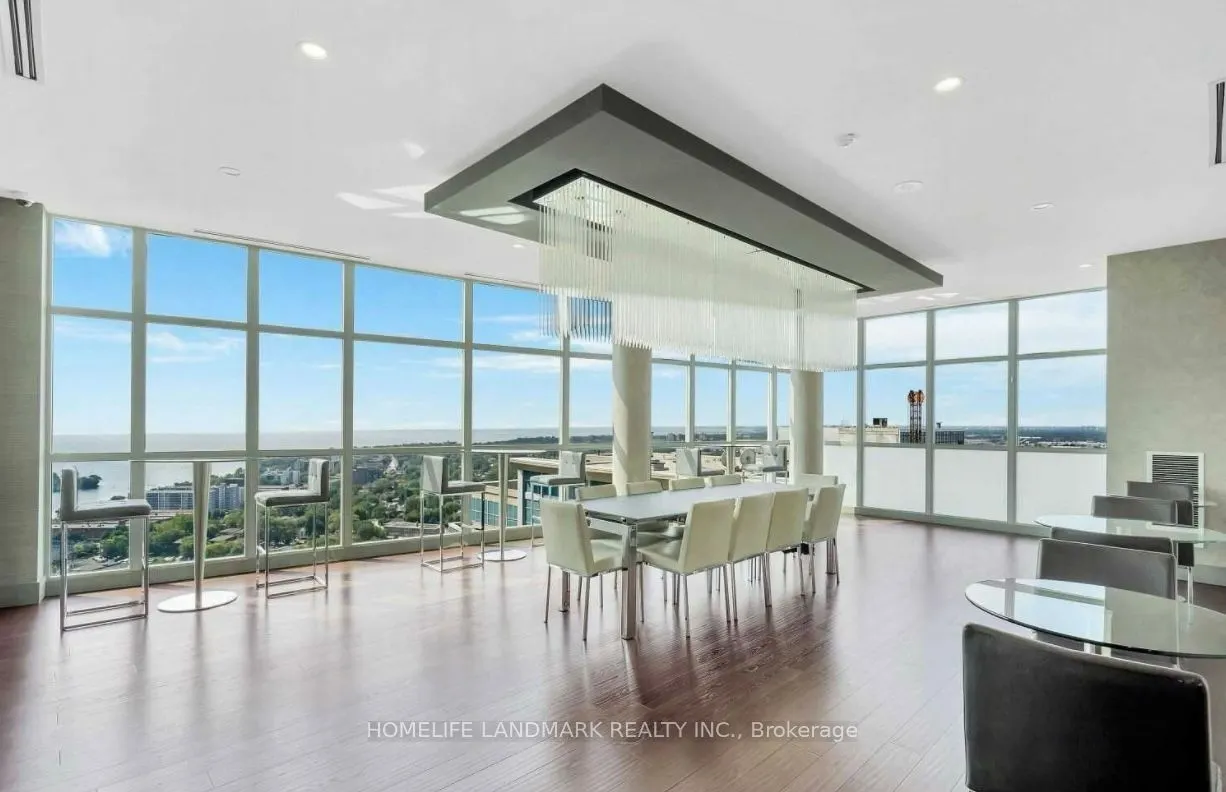 155 Legion Road N, #1706