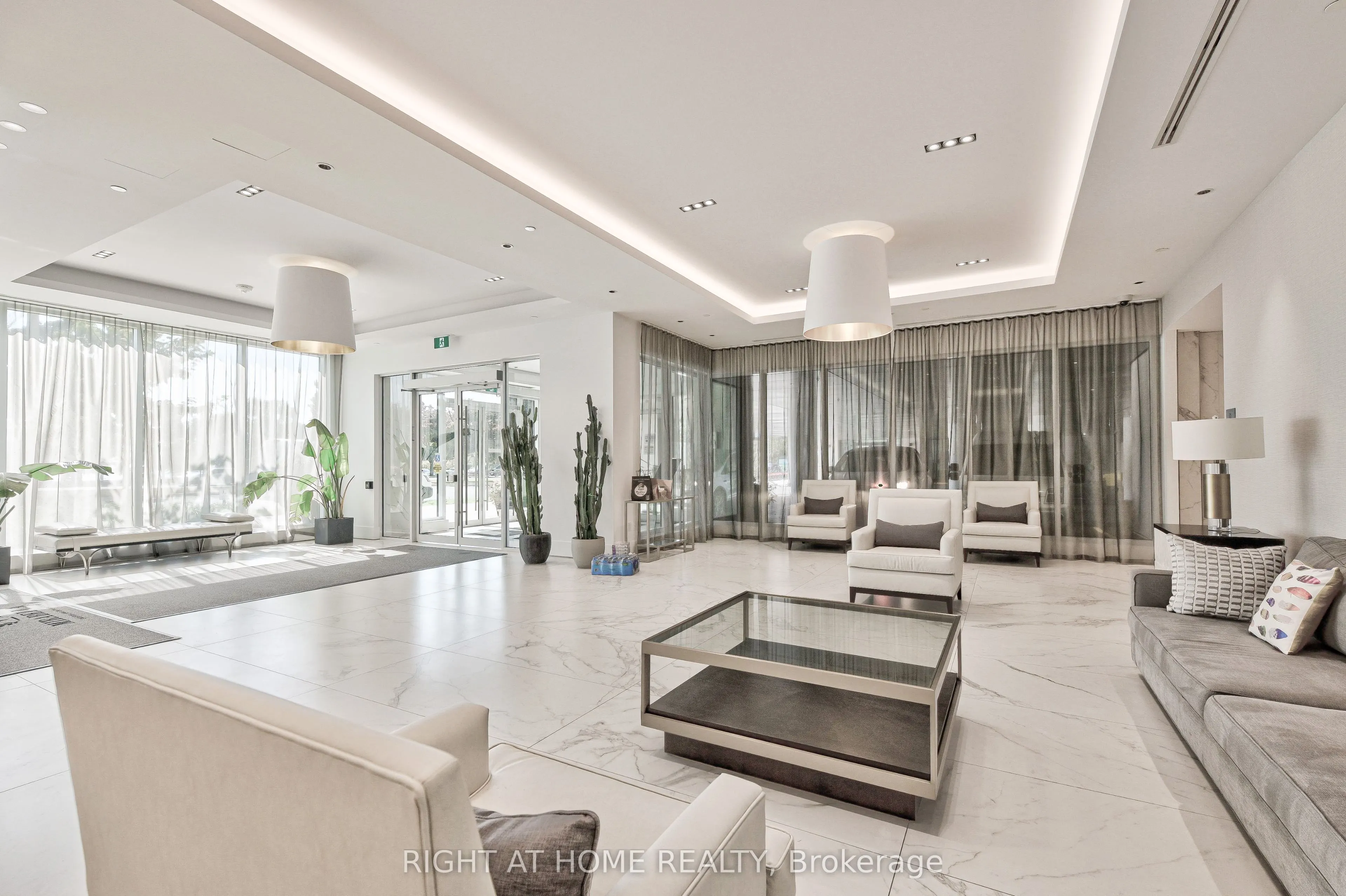 1926 Lake Shore Boulevard W, #1806