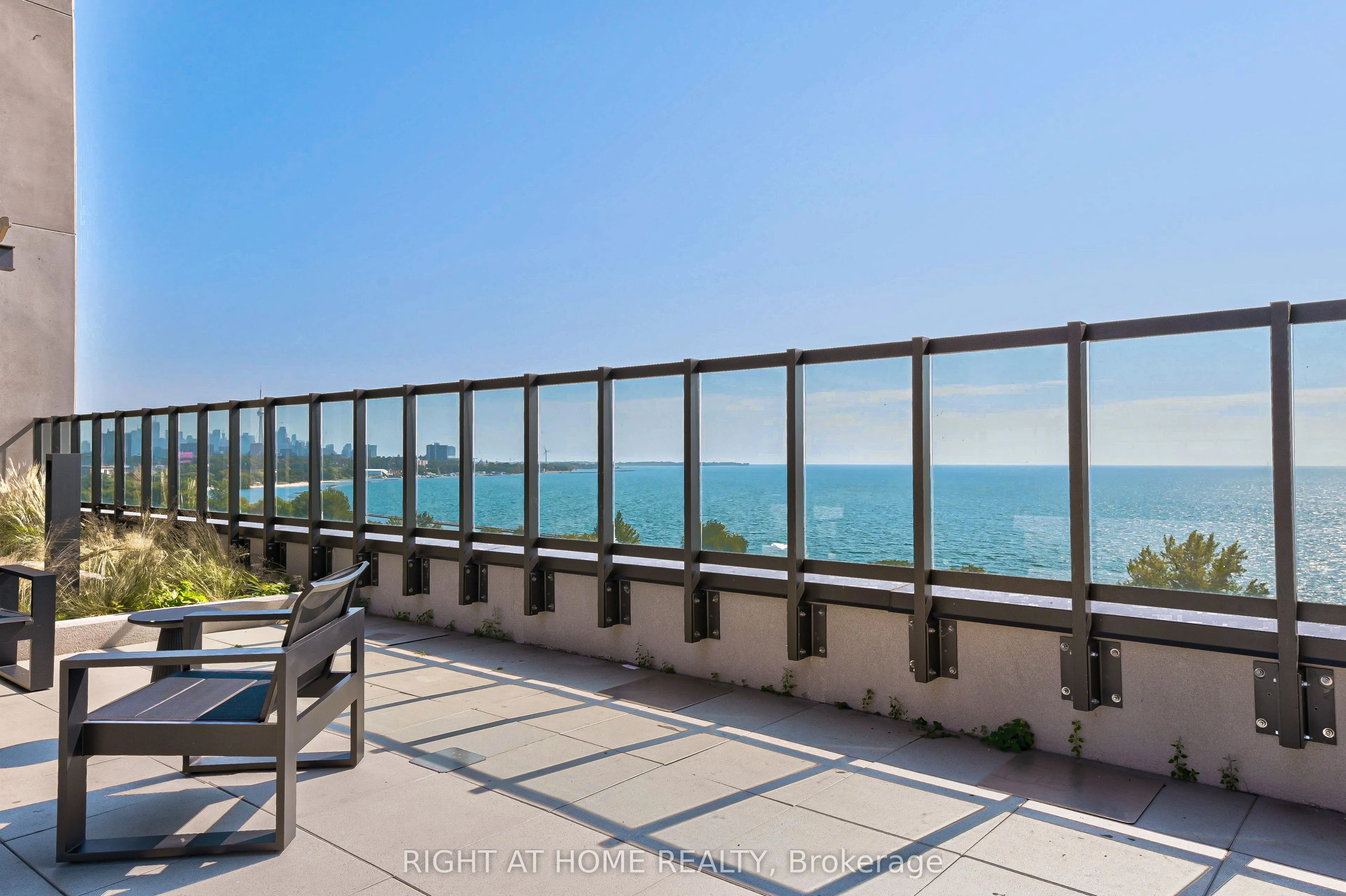 1926 Lake Shore Boulevard W, #1806