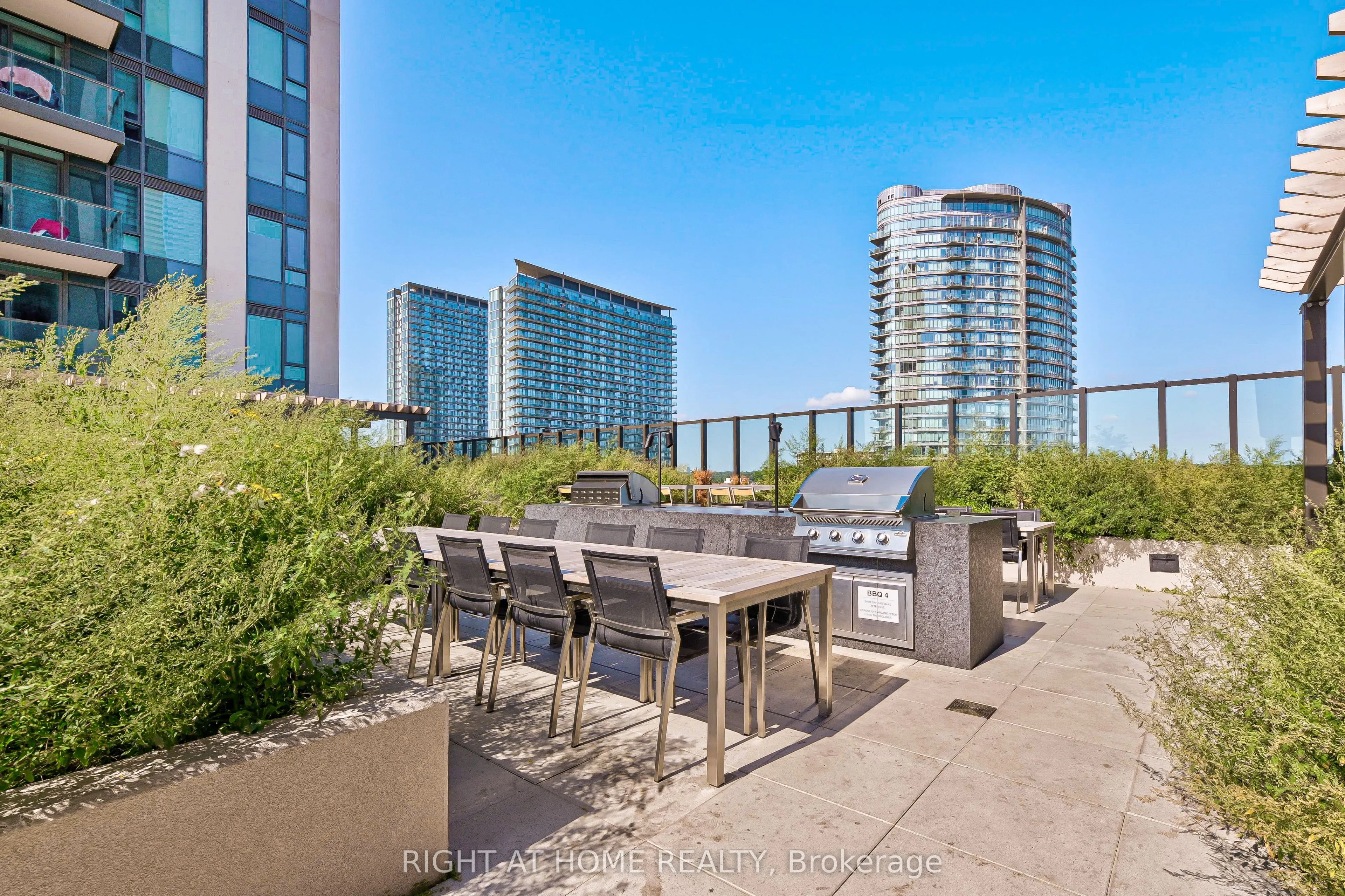 1926 Lake Shore Boulevard W, #1806