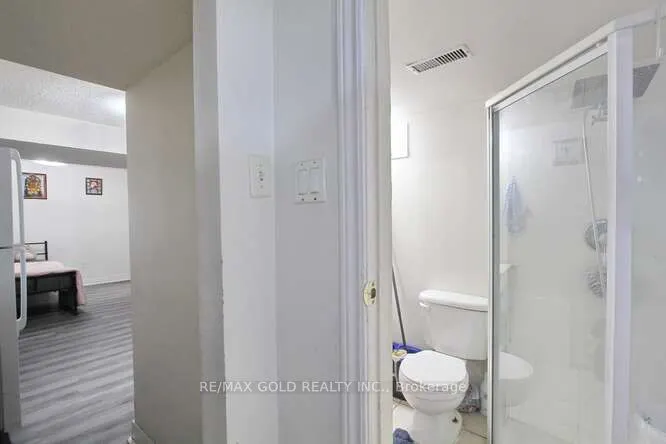 88 Ridgemore Crescent