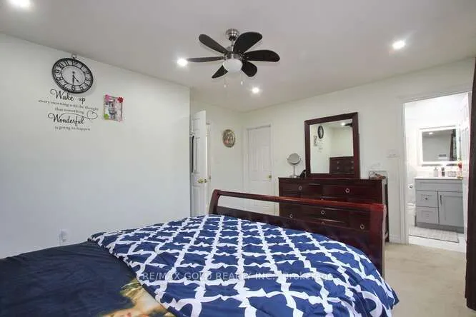 88 Ridgemore Crescent