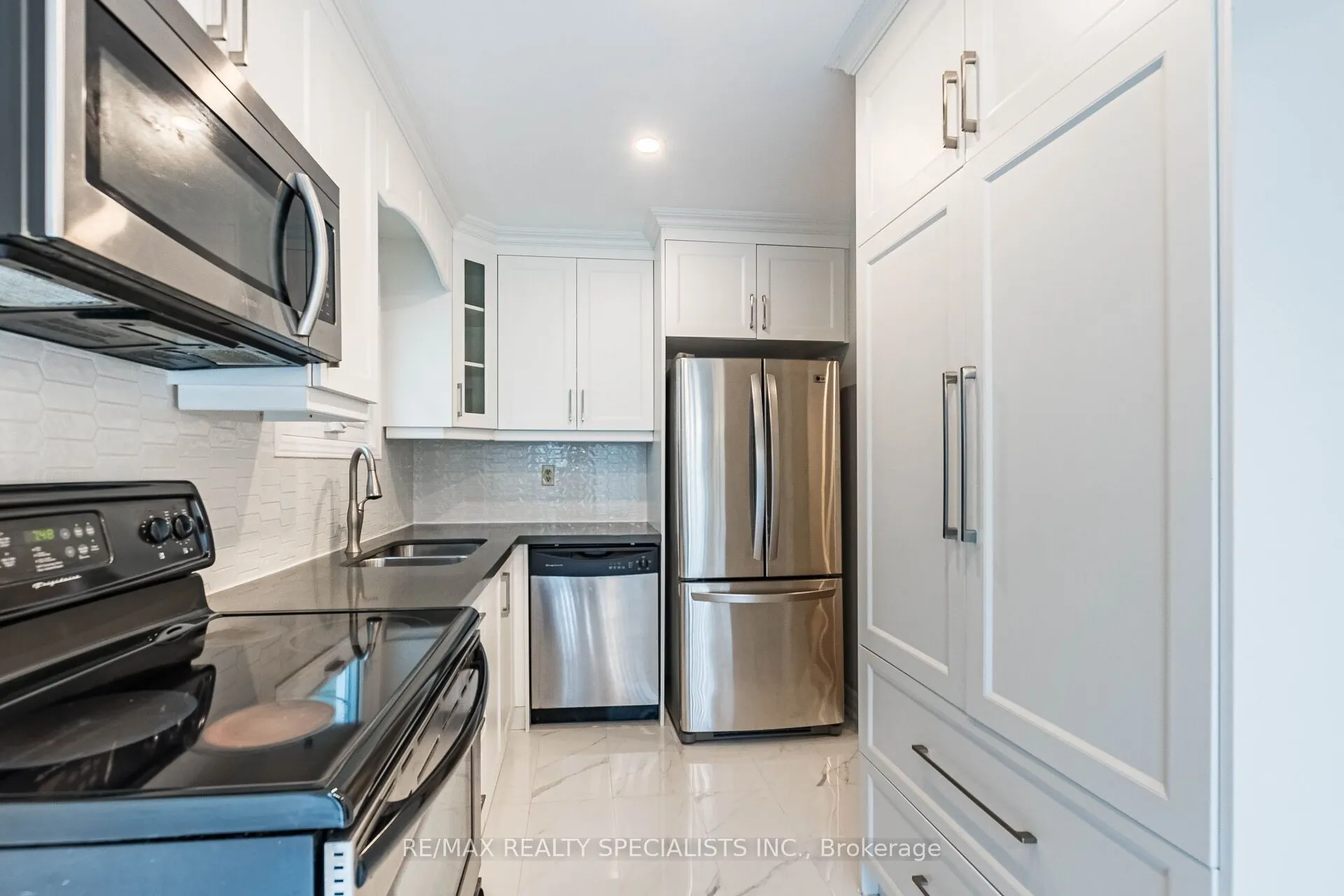 3466 Nighthawk Trail