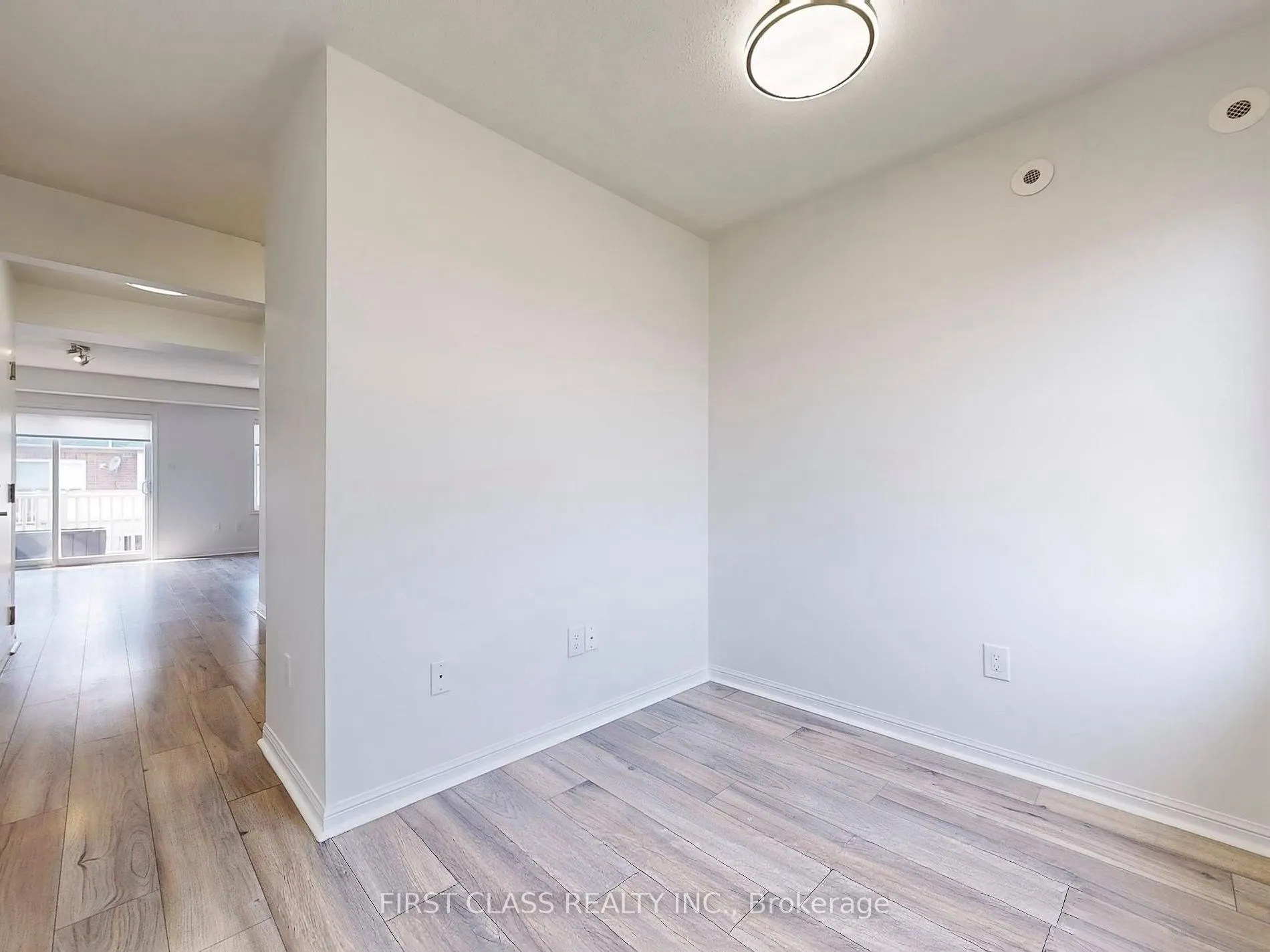 595 Dundas Street W, #2