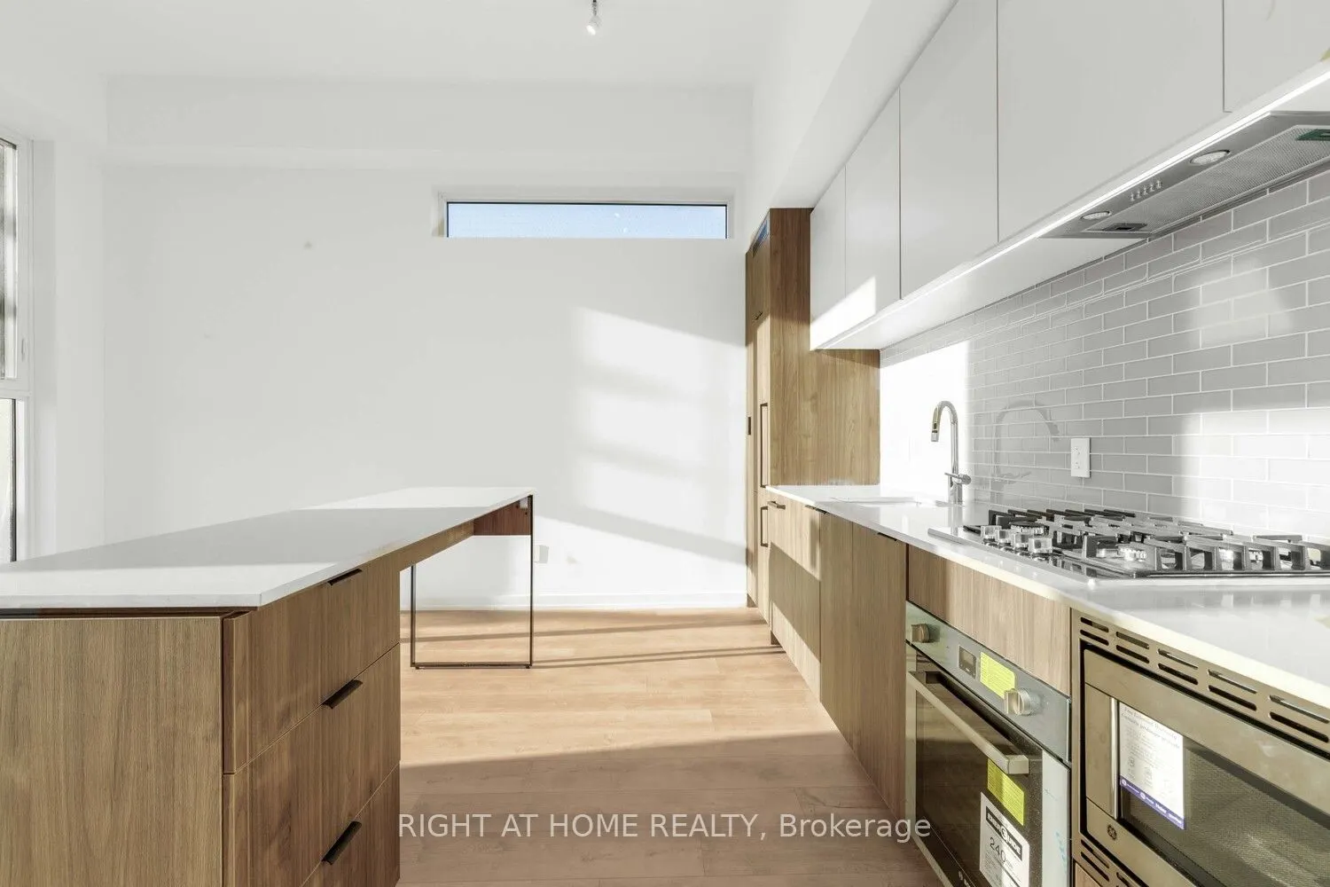 722 Marlee Avenue, #406