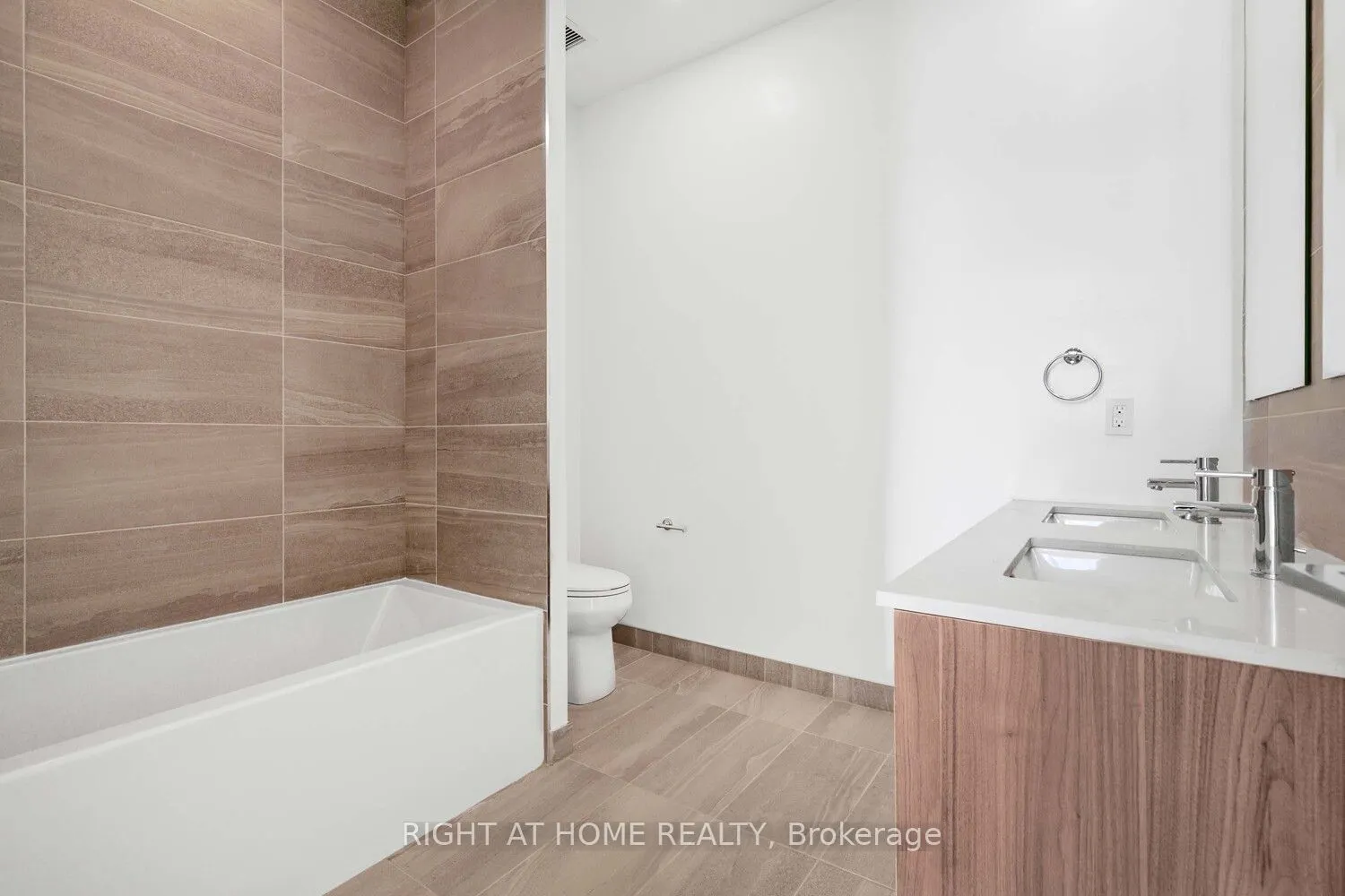 722 Marlee Avenue, #406